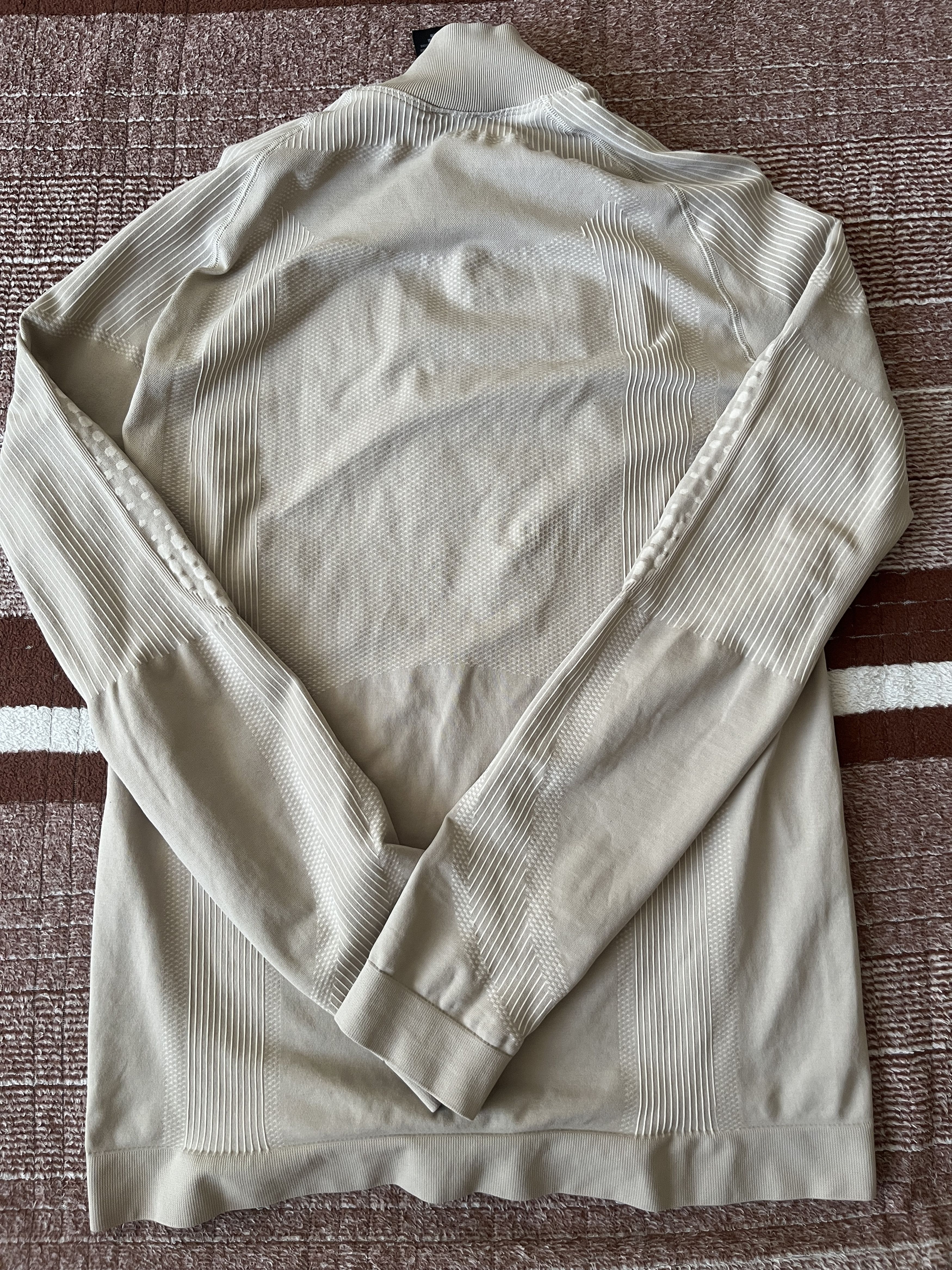 Misbhv MISBHV Beige Europa Sweater Size: L/XL Size US L / EU 52-54 / 3 - 5 Thumbnail