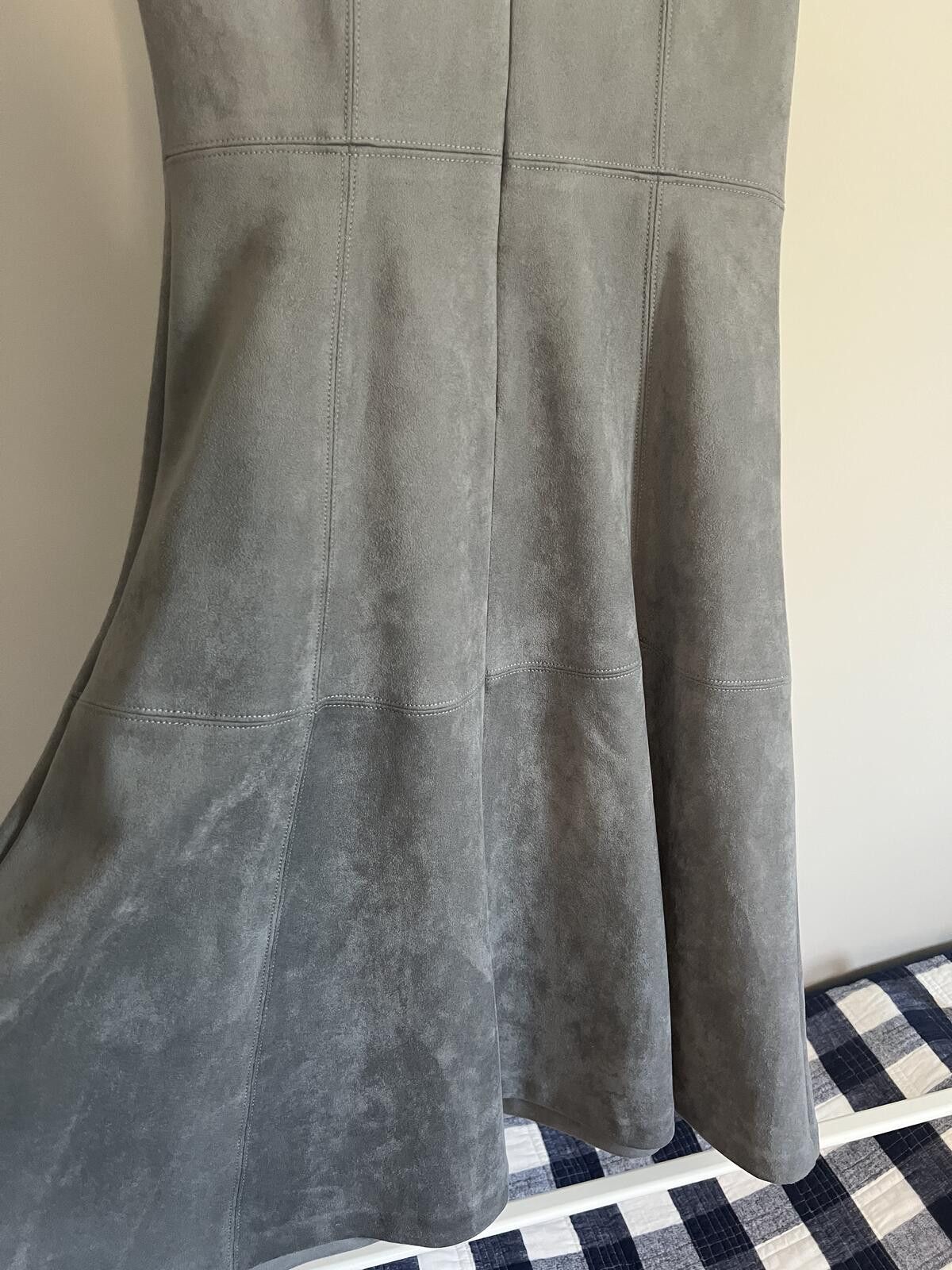 Ann Taylor Ann Taylor Gray Faux Suede Fit & Flare Midi Dress - Size 10 Size L / US 10 / IT 46 - 6 Thumbnail