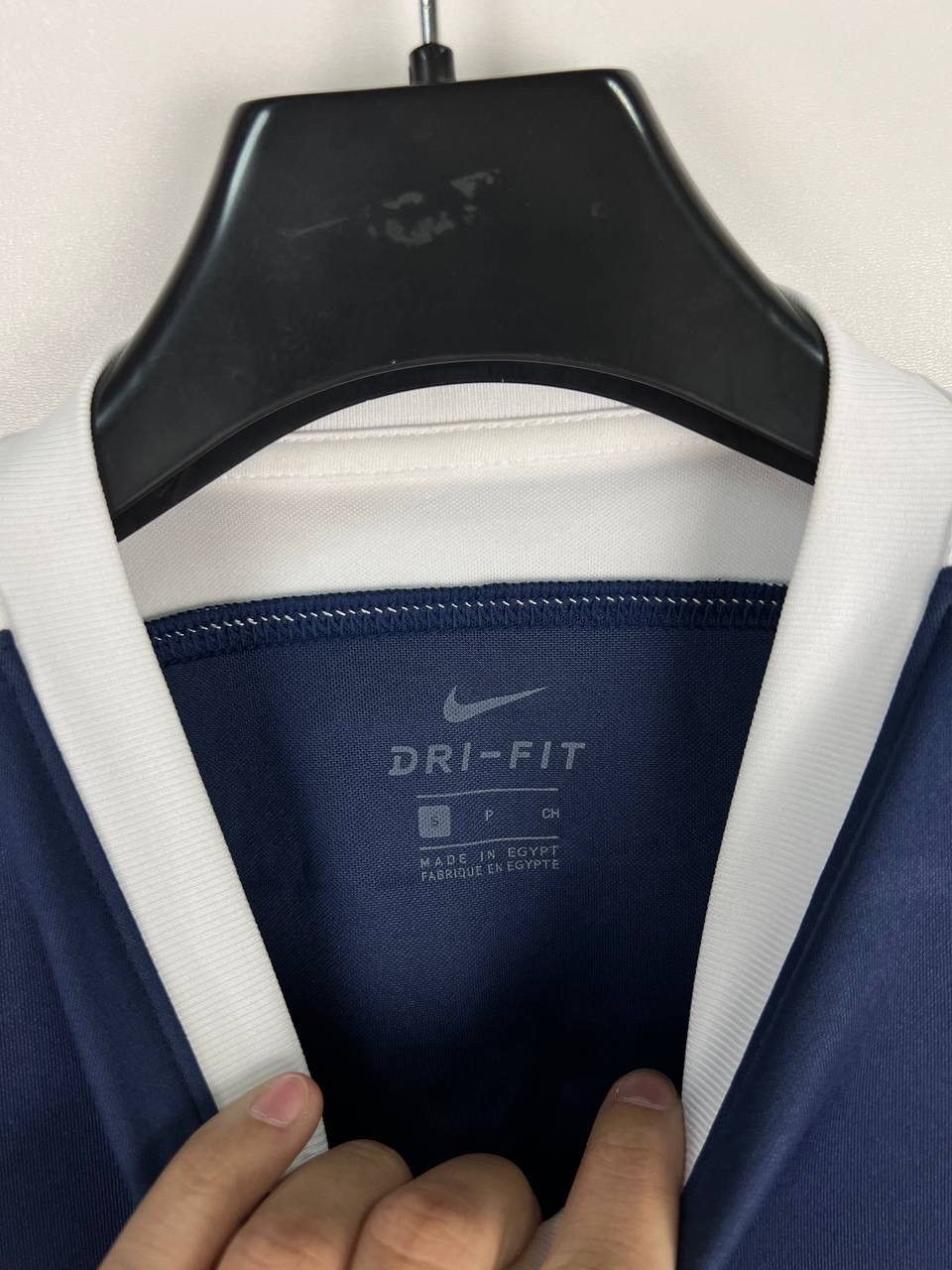 Other Southend United Nike 2015/16 Tyrone Barnett jersey size S Size US S / EU 44-46 / 1 - 3 Thumbnail