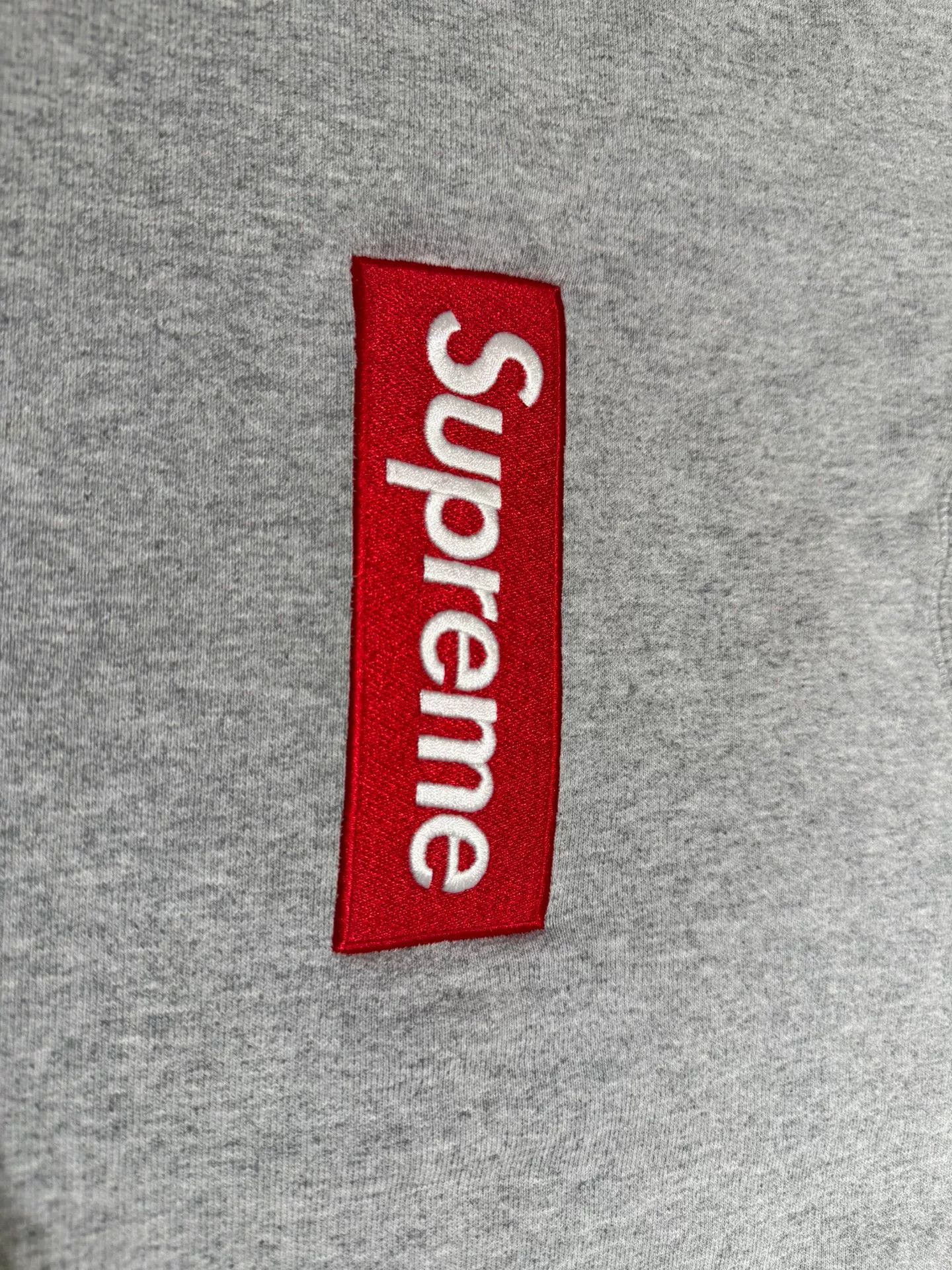Supreme supreme gray box logo crewneck sweatshirt Size US M / EU 48-50 / 2 - 5 Thumbnail