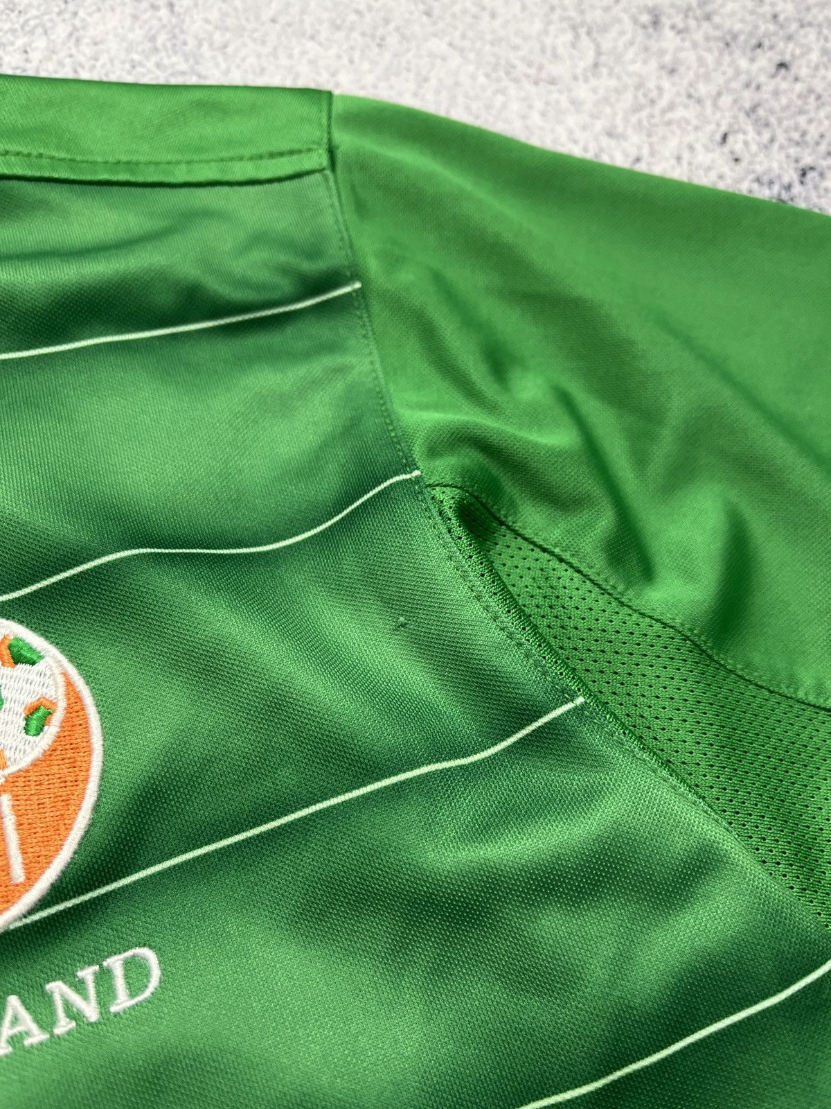 Umbro × Vintage Umbro Ireland 2003 National Home Football Soccer Jersey Duff Size US S / EU 44-46 / 1 - 10 Thumbnail