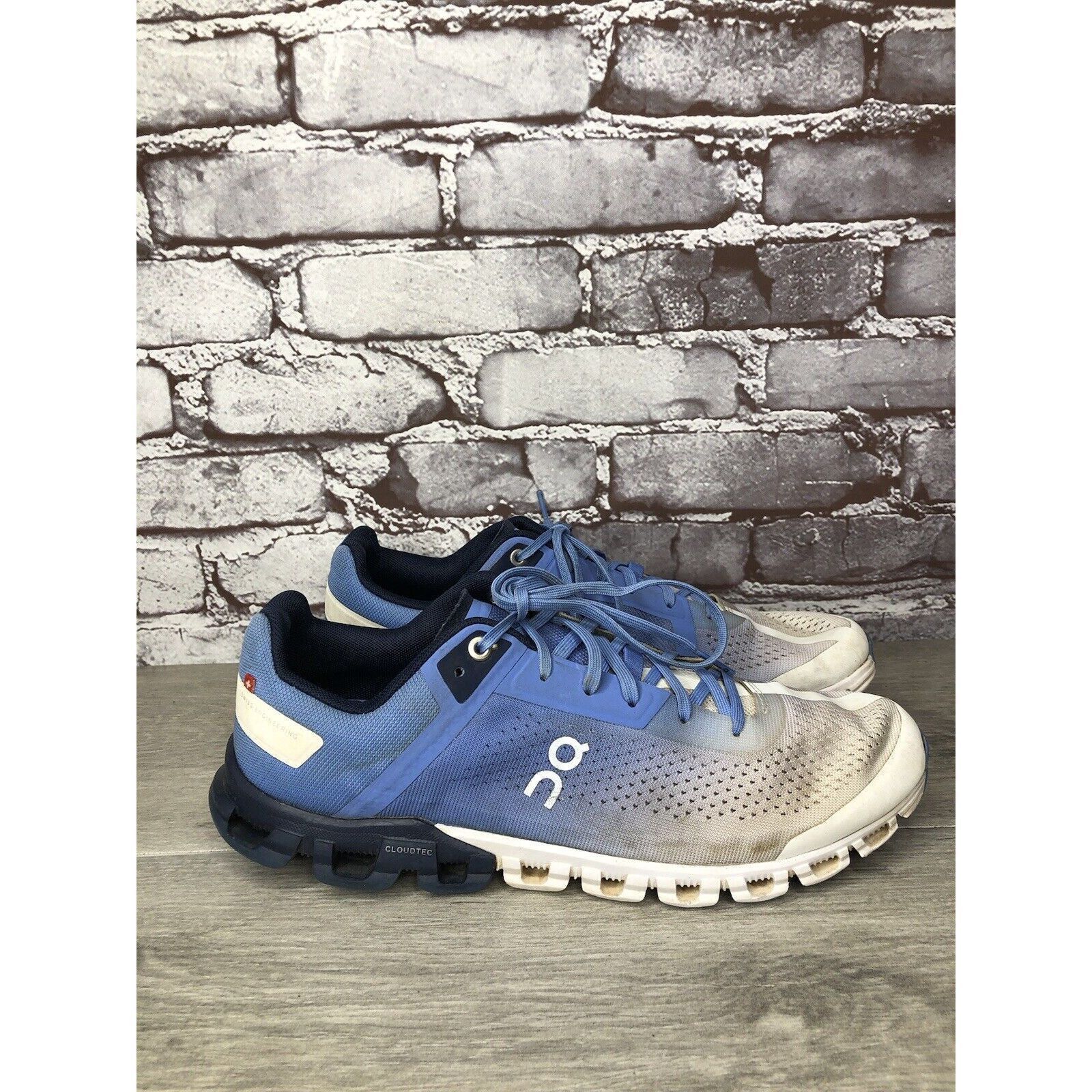 On On Cloudflow Marina White Blue Synthetic Lace Running Shoes Size US 10.5 / IT 40.5 - 21 Thumbnail