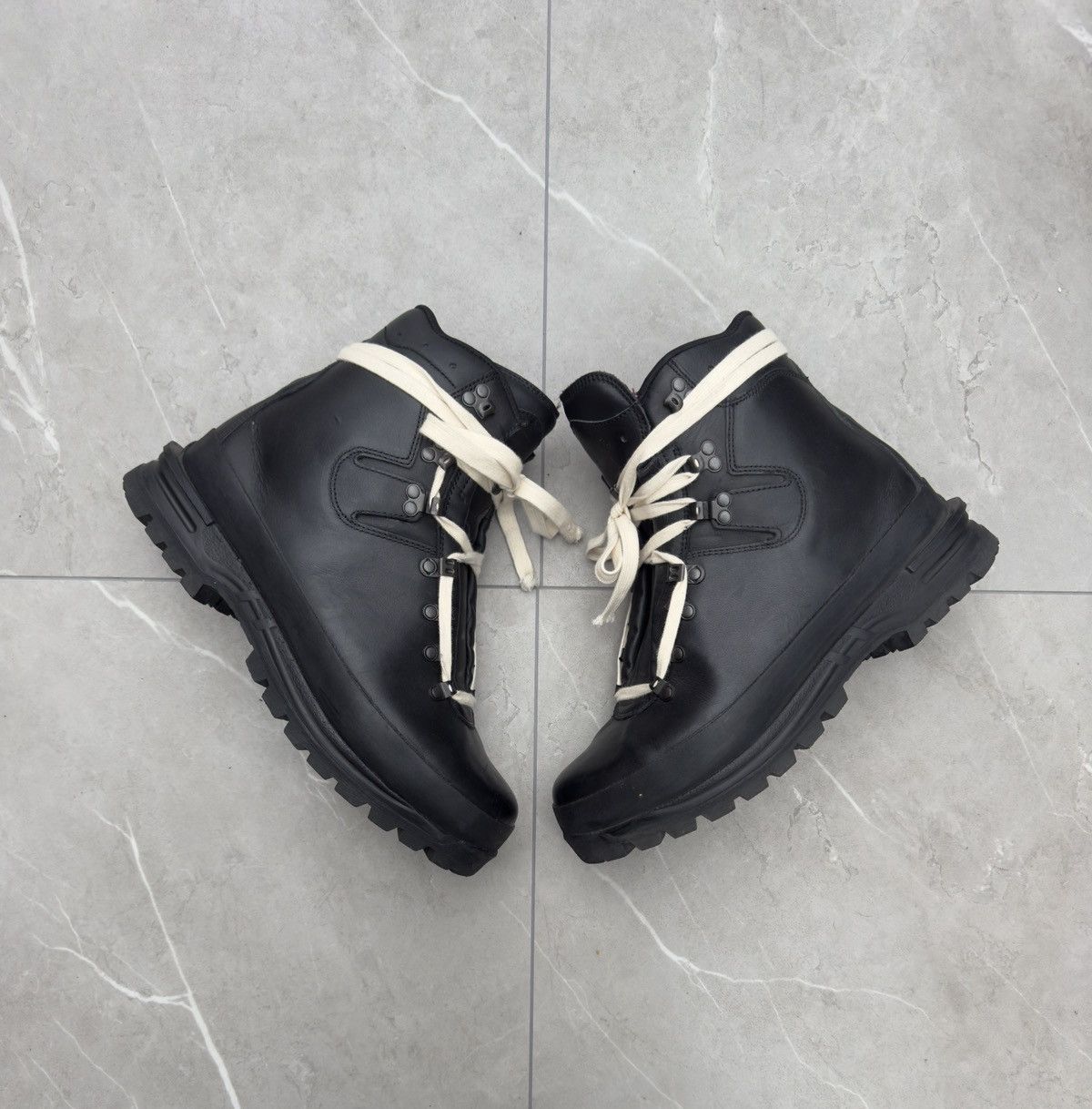 Vintage 1970s Vintage Military Black Leather Combat Boots Size US 10 / EU 43 - 5 Thumbnail