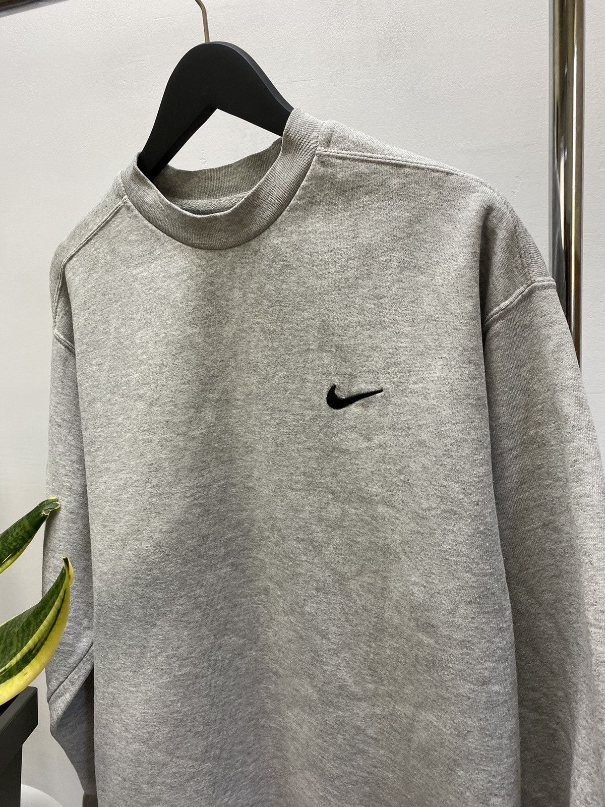 Nike × Vintage Vintage 90s Nike Swoosh Sweatshirt Classic Logo Men’s Grey M Size US M / EU 48-50 / 2 - 9 Thumbnail