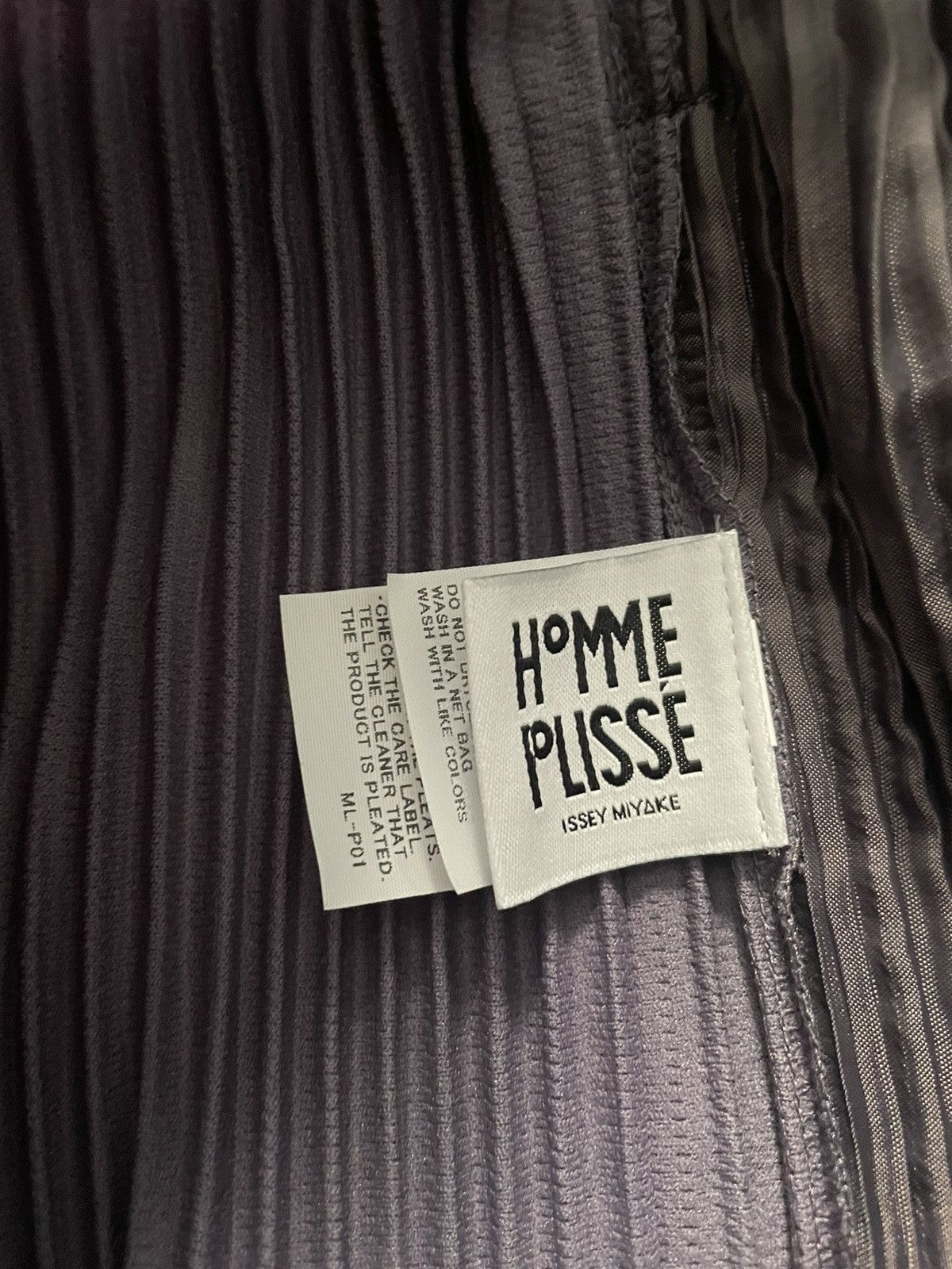 Homme Plisse Issey Miyake Homme Plissé Issey Miyake Purple Monthly Color Trouser Size US 29 - 4 Thumbnail