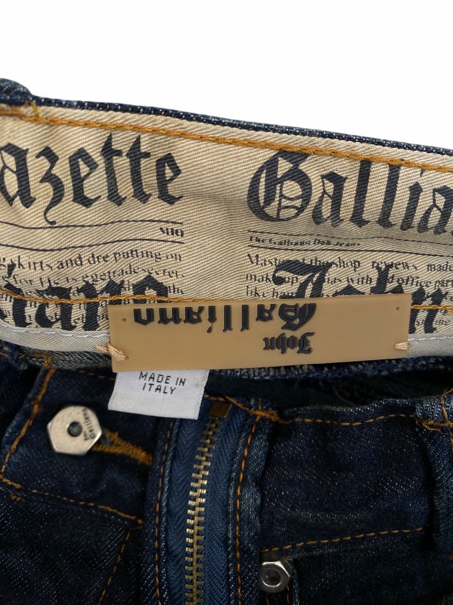 John Galliano John Galliano Gazette Jeans Distressed Denim Size US 32 / EU 48 - 9 Thumbnail