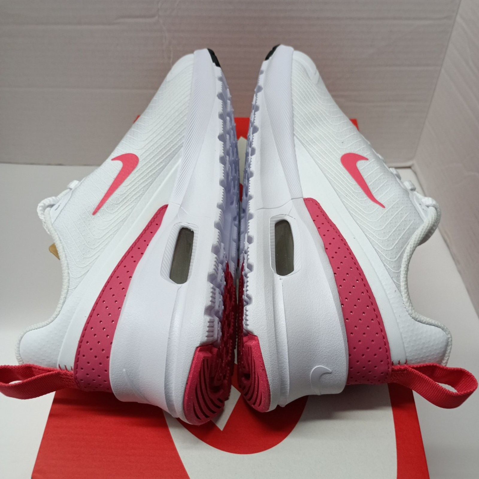 Nike Nike Air Max Nuaxis Women's Size 8 White Easter Pink HF1233 Size US 8 / IT 38 - 7 Thumbnail
