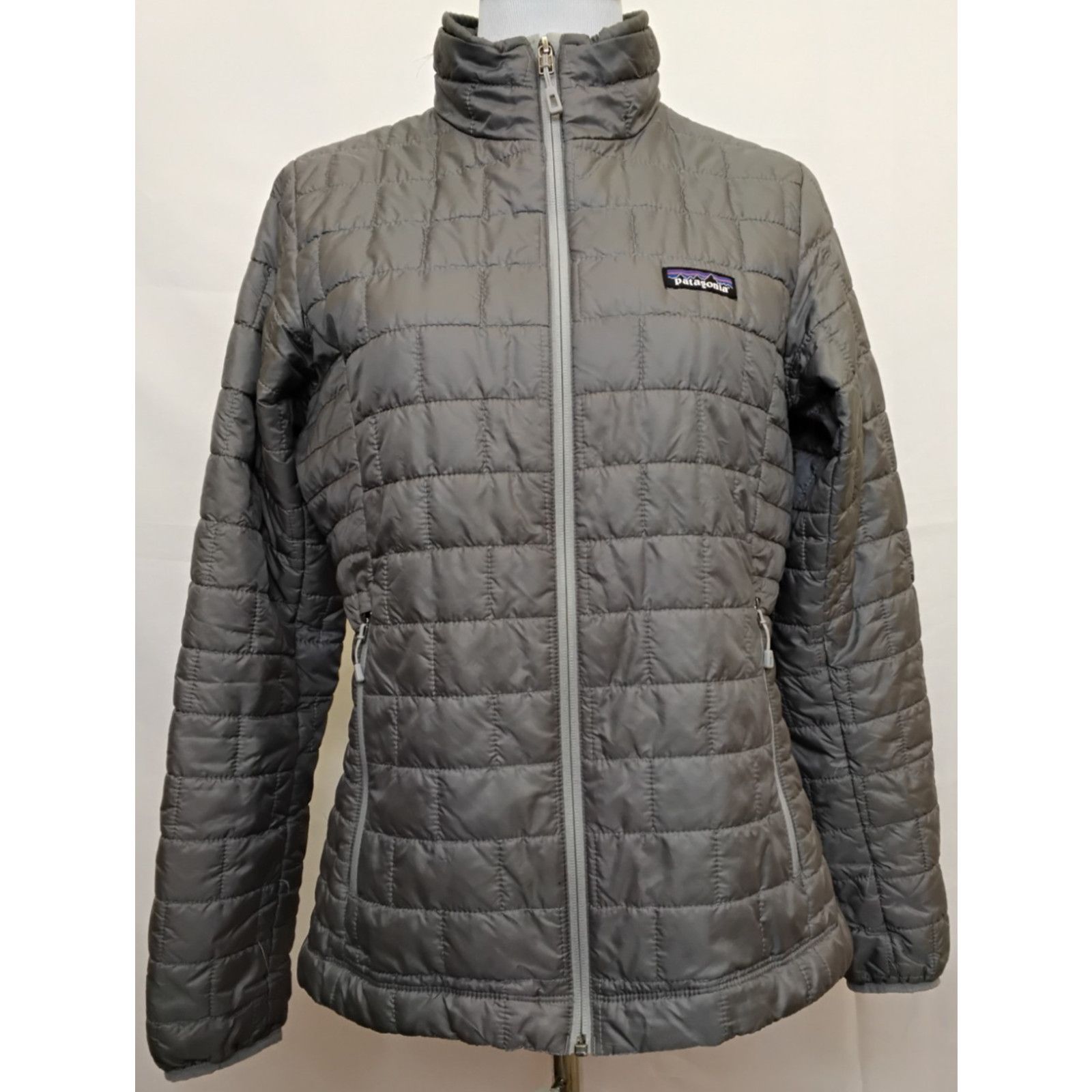 Patagonia Patagonia Nano Puff Jacket Women's M Gray Full Zip Primaloft Size M / US 6-8 / IT 42-44 - 2 Thumbnail