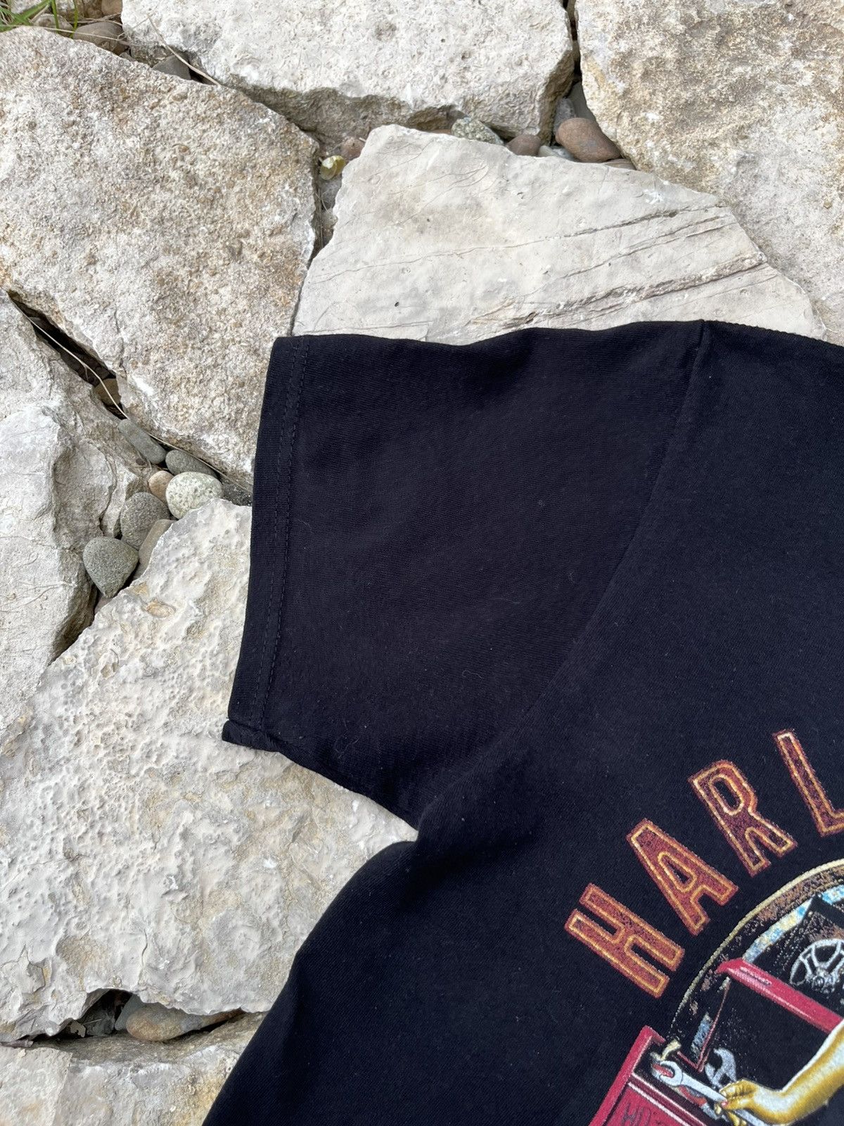 Harley Davidson Vintage Harley-Davidson pinup girl lady wheels t-shirt tee Size US M / EU 48-50 / 2 - 11 Thumbnail