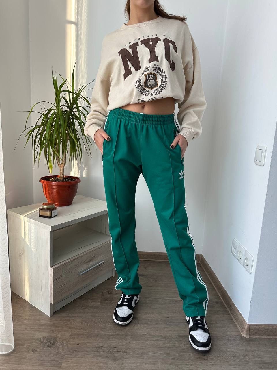 Adidas × Vintage Vintage Adidas Wide Y2K Sportswear Green Pants Size 27" / US 4 / IT 40 - 1 Thumbnail