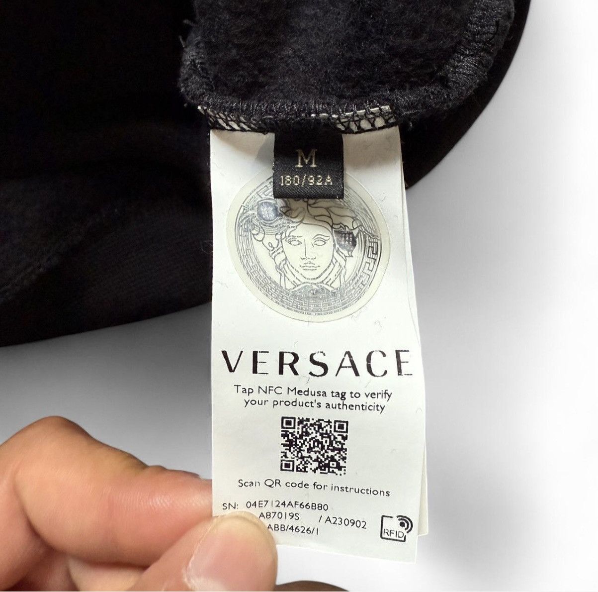 Versace Versace Word Logo Sweater Size US M / EU 48-50 / 2 - 4 Thumbnail