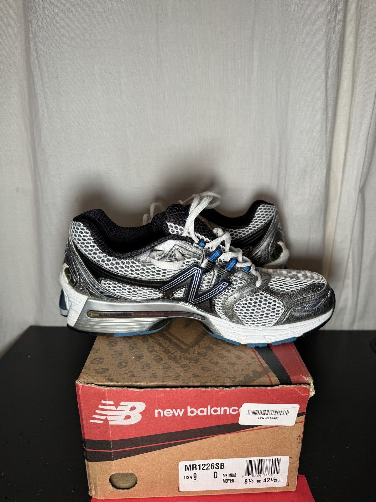 New Balance New Balance MR1226SB Sneakers – Silver/Blue (Men’s Size 9) Size US 9 / EU 42 - 5 Thumbnail