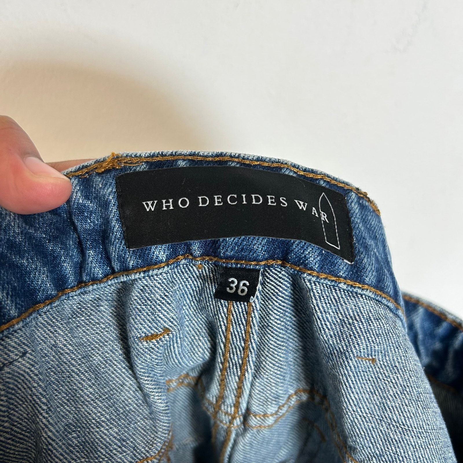 Who Decides War Who Decides War Blue Cinched Studded Denim Jeans Size 36 Size US 36 / EU 52 - 4 Thumbnail