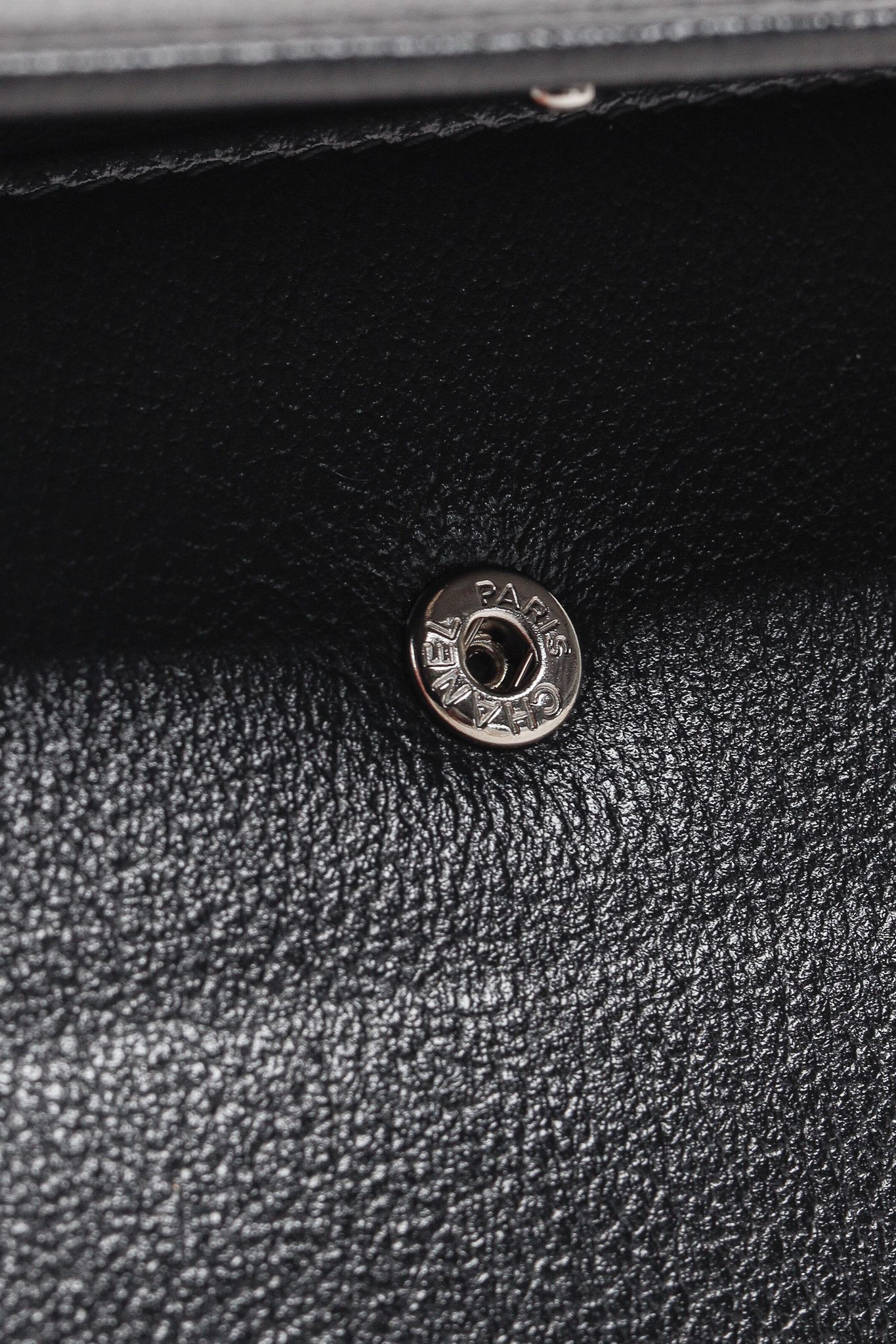 Chanel Chanel Camellia Black Leather Compact Wallet Size ONE SIZE - 7 Thumbnail