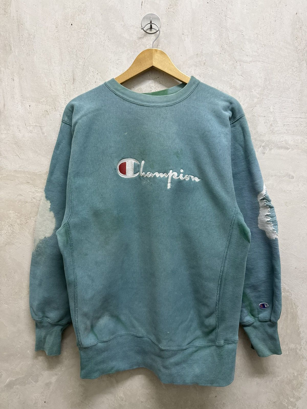 Champion Thrashed 90s Champion Sun Faded Reverse Weave Size US XL / EU 56 / 4 - 3 Thumbnail
