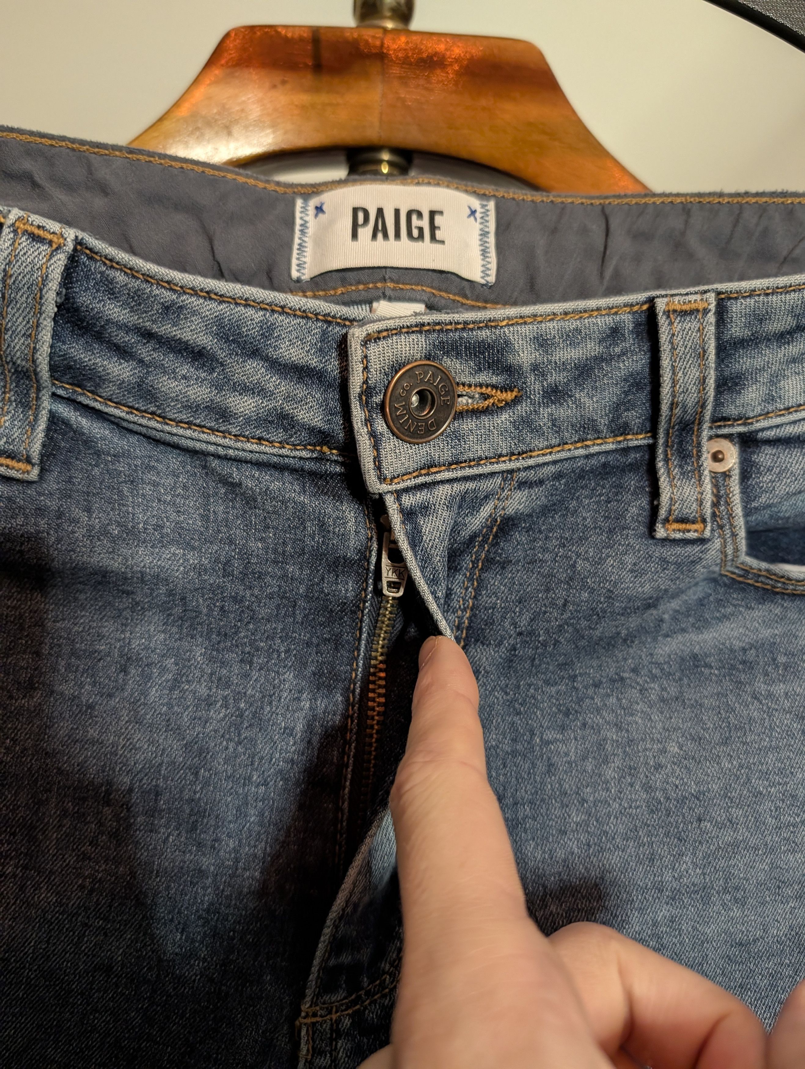 Paige FLARED distressed Bell Canyon made in USA jeans Size US 31 - 4 Thumbnail