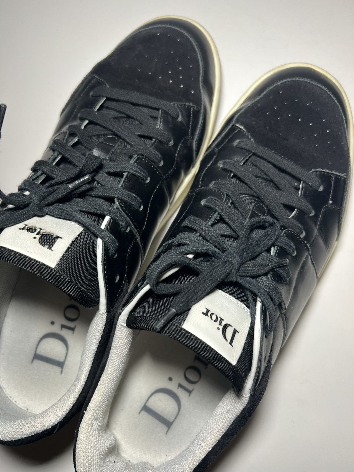 Dior Dior Homme B02 designer shoes sneaker head black/white bee Size US 13 / EU 46 - 13 Thumbnail