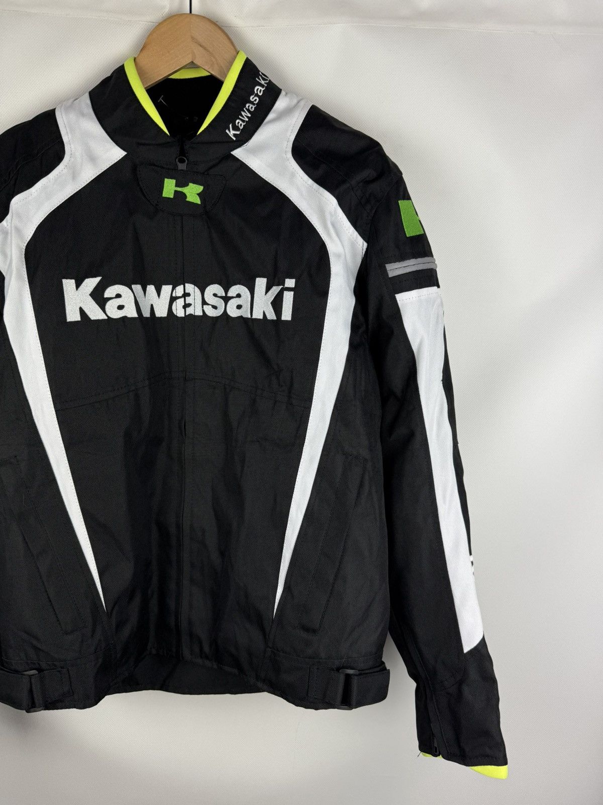 Other Kawasaki Men’s Big Logo Racing Motorcycle Jacket Size M Size US M / EU 48-50 / 2 - 3 Thumbnail