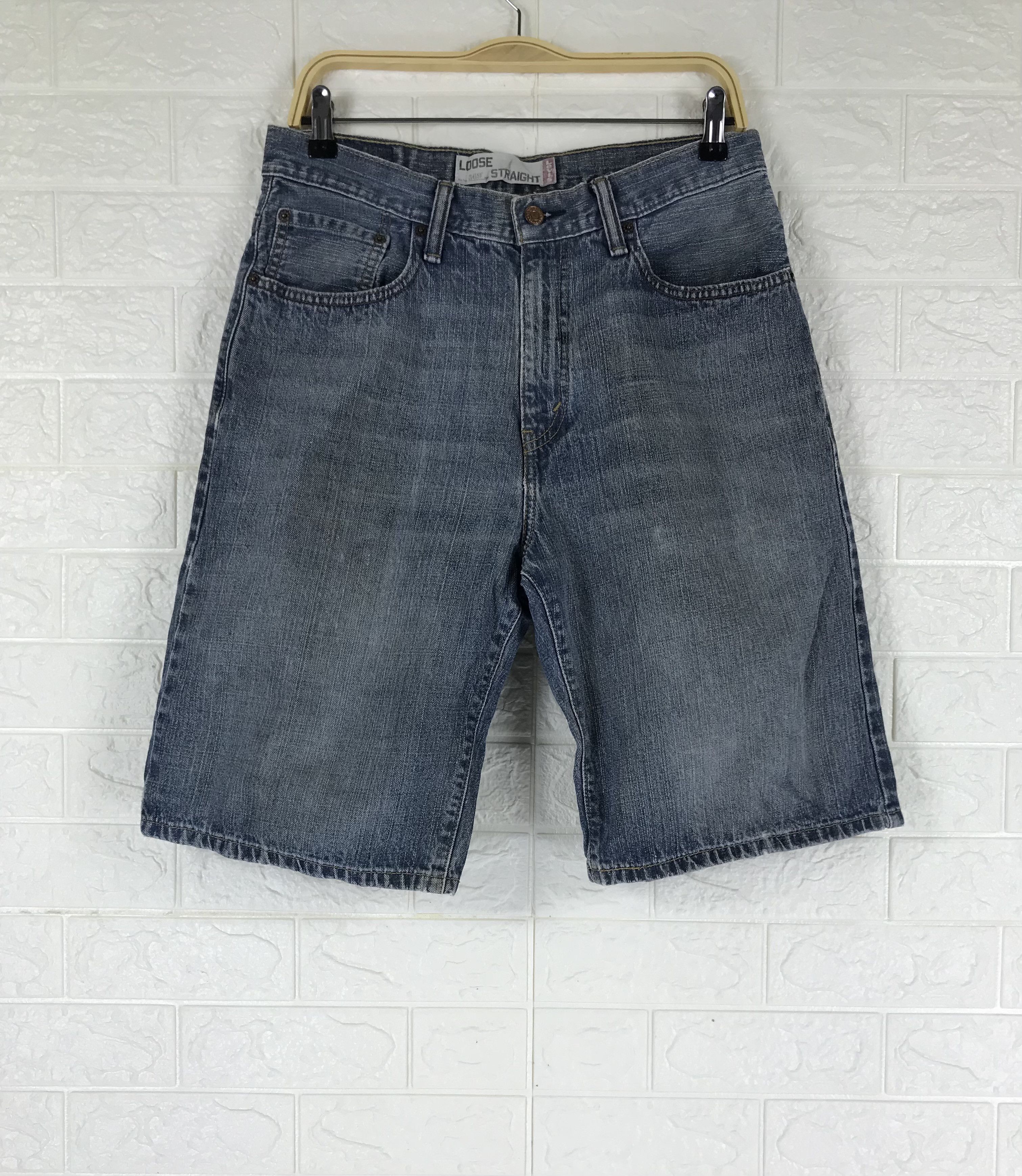 Levi's Vintage Levi's 569 Loose Straight Short Jeans Size US 32 / EU 48 - 1 Thumbnail