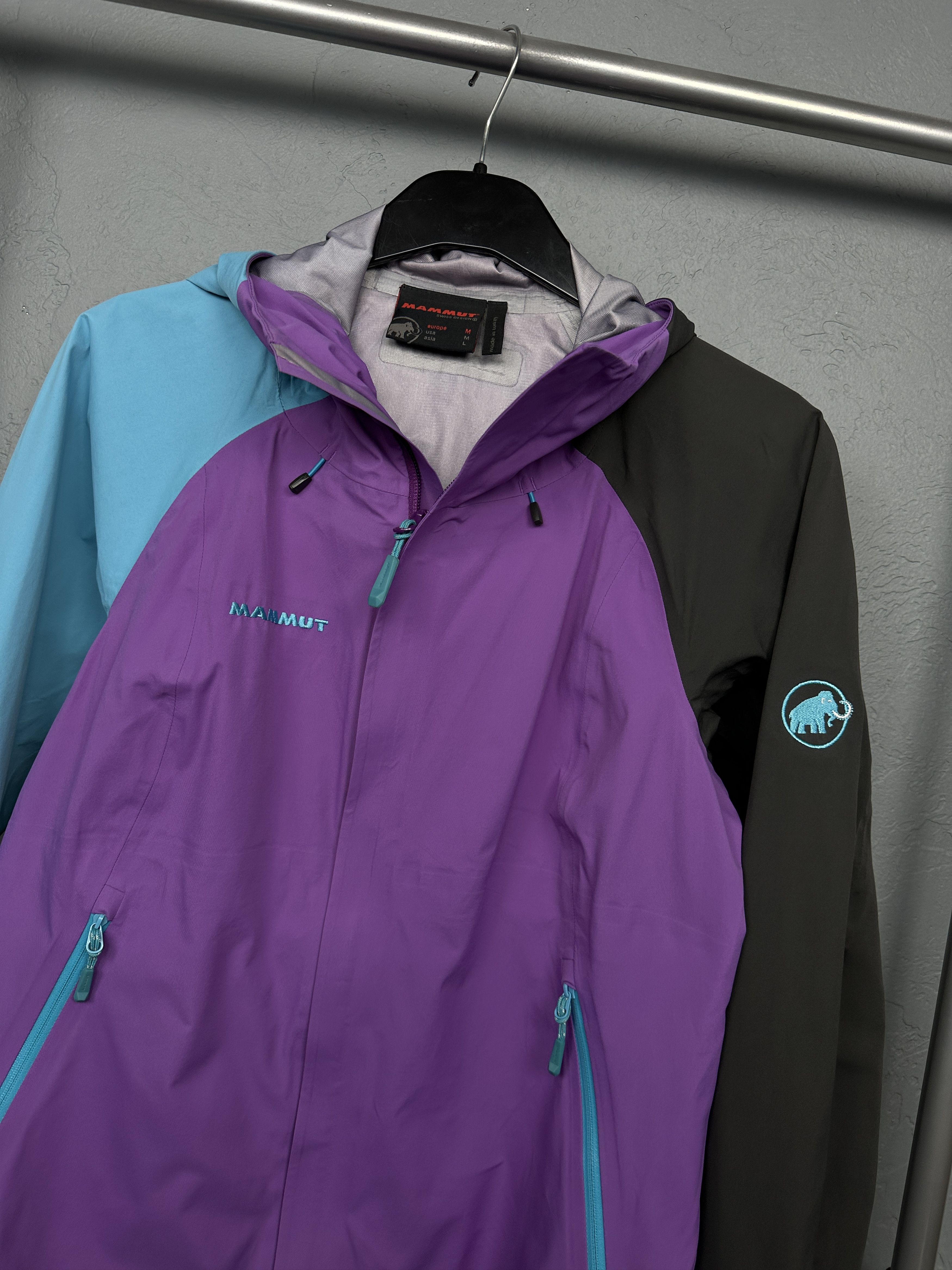 Mammut Mammut Womens Outdoor Windbreaker Jacket Size M / US 6-8 / IT 42-44 - 2 Thumbnail