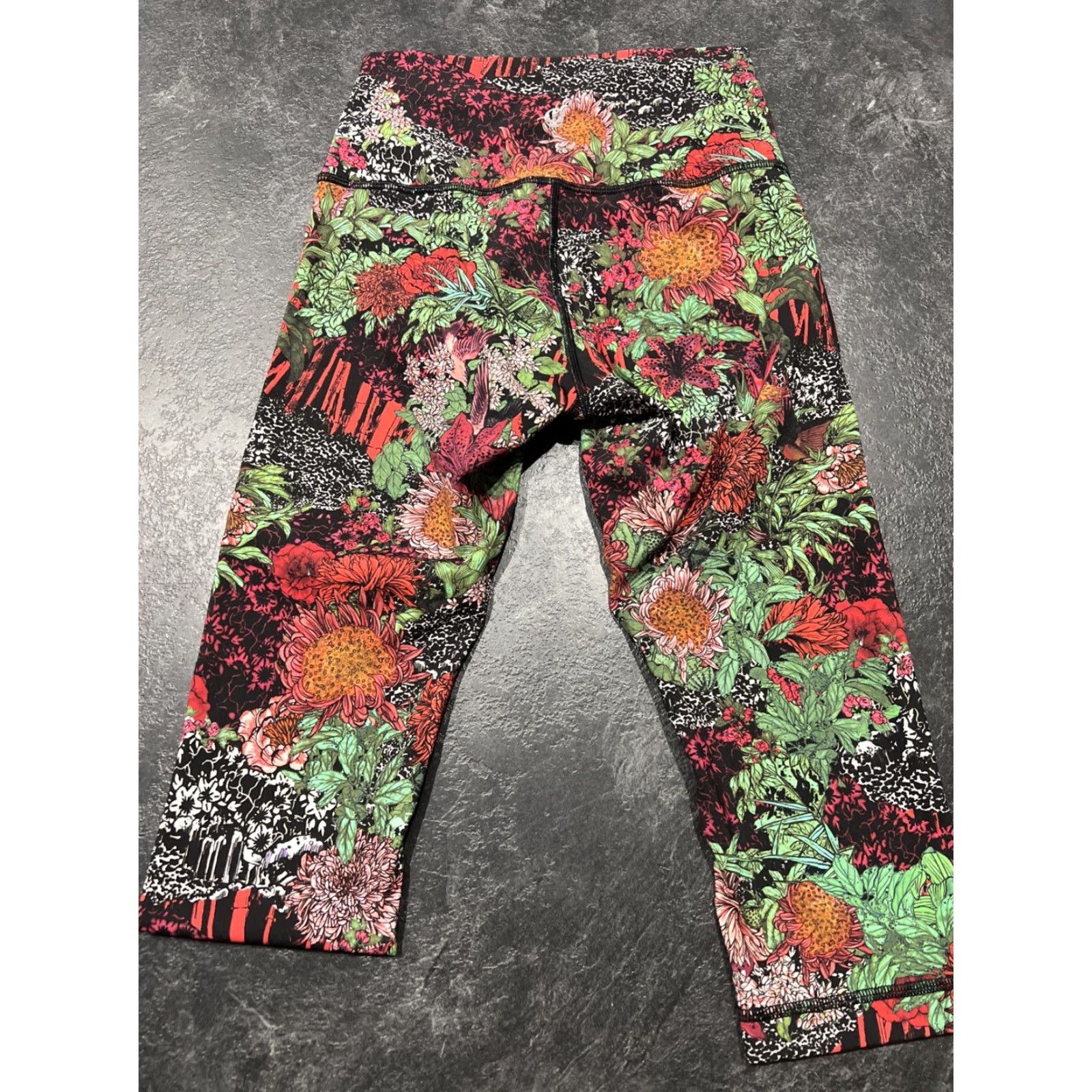 Lululemon LULULEMON Wunder Under HR 1/2 Tight Lux Crop Leggings Zen Garden Sz 4 Womens Size 27" / US 4 / IT 40 - 2 Thumbnail