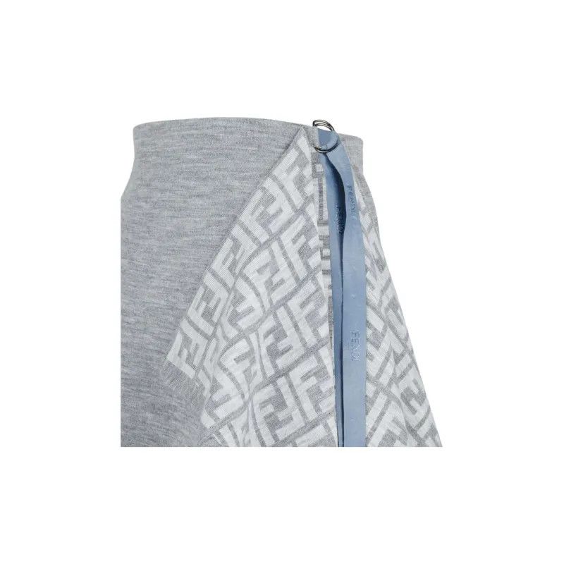 Fendi o1s1wg110825 Skirt in Light Grey Size 27" / US 4 / IT 40 - 3 Thumbnail