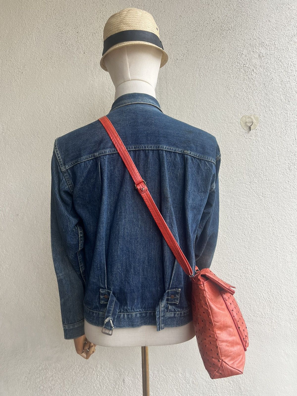 Leather VTG Produced by KOU Japan Fade Patina Punched Leather Bag Size ONE SIZE - 3 Thumbnail