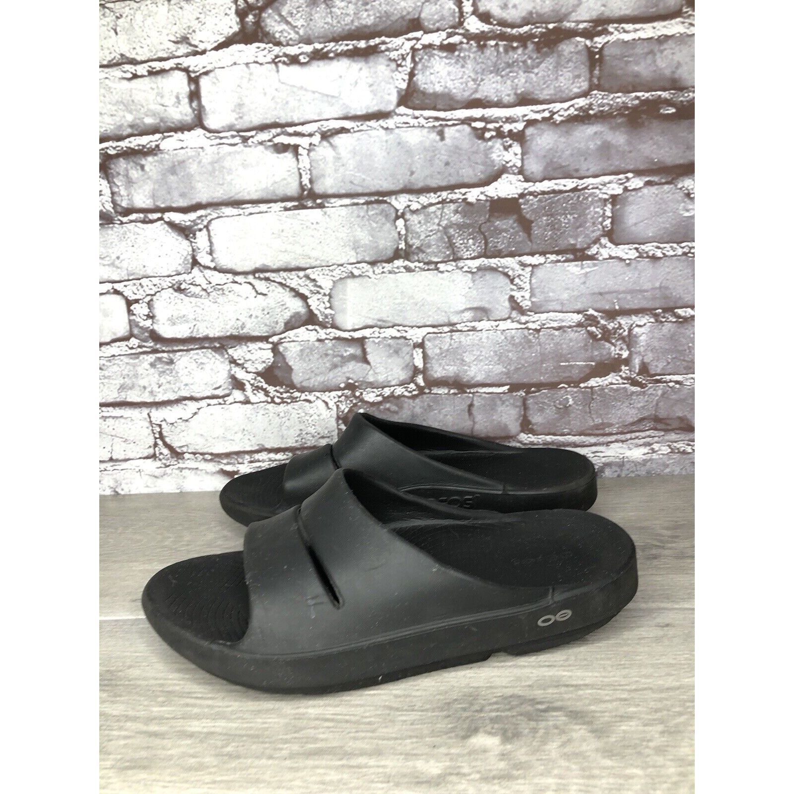 Other OOFOS Black Rubber Lightweight Recovery Slides Sandals Women Size US 10 / IT 40 - 1 Thumbnail