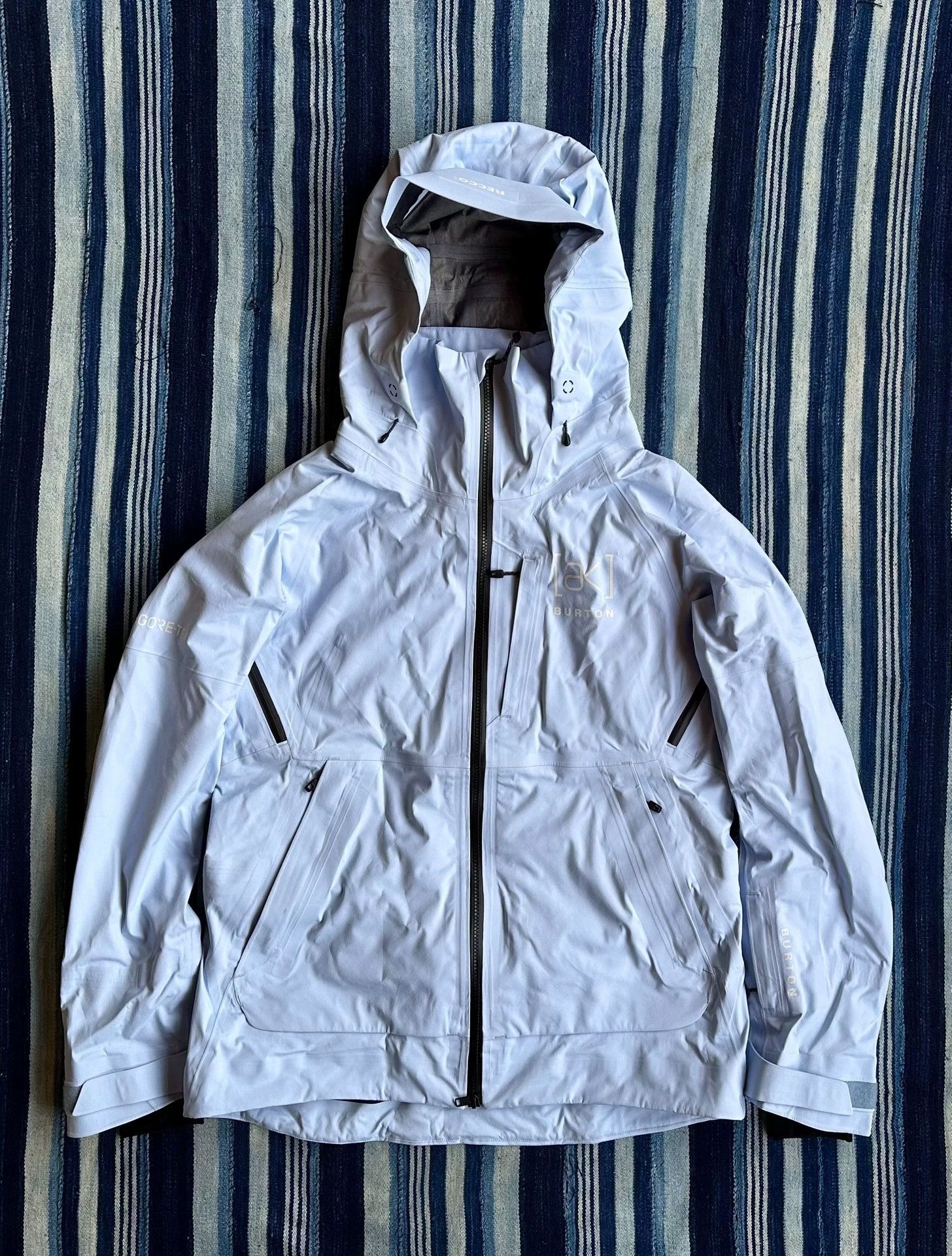 Burton Burton AK Kimmy GORE-TEX 3L baby blue women's M JKT Size M / US 6-8 / IT 42-44 - 1 Thumbnail