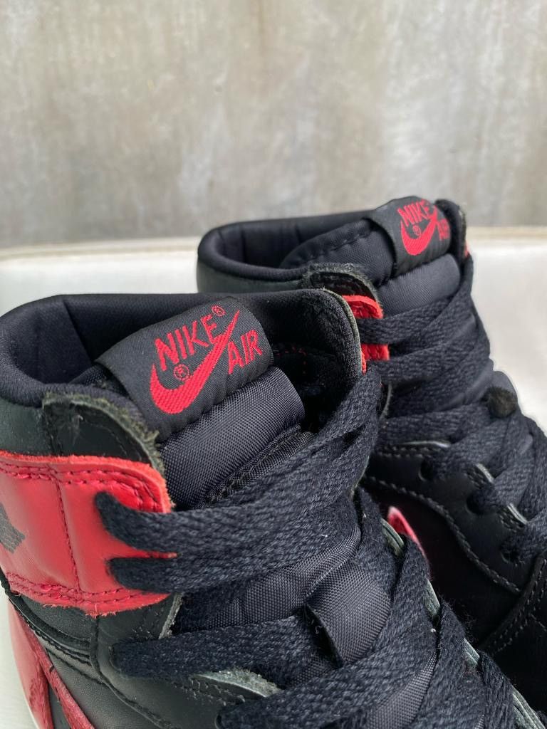 Nike 1994 Jordan 1 Breds Size US 8 / EU 41 - 8 Thumbnail