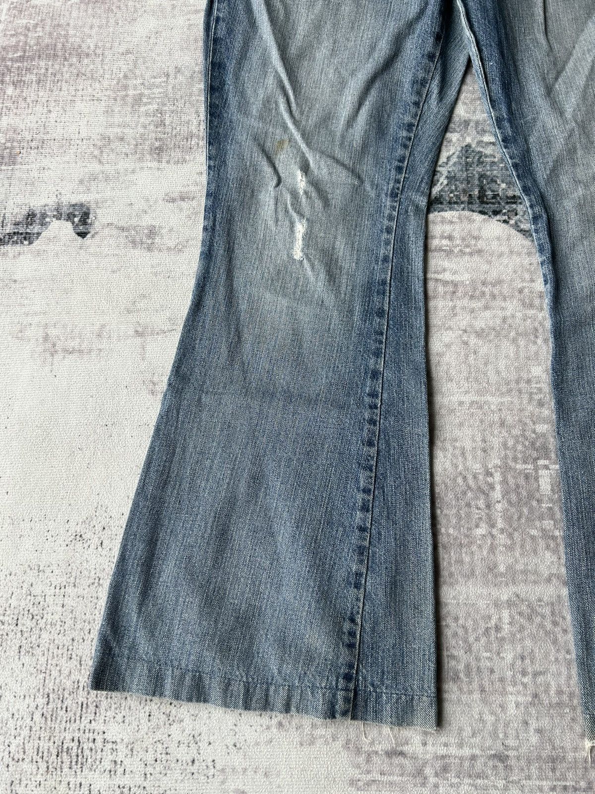 Japanese Brand The Diva Distressed Flared Jeans Size 34" / US 12 / IT 48 - 4 Thumbnail