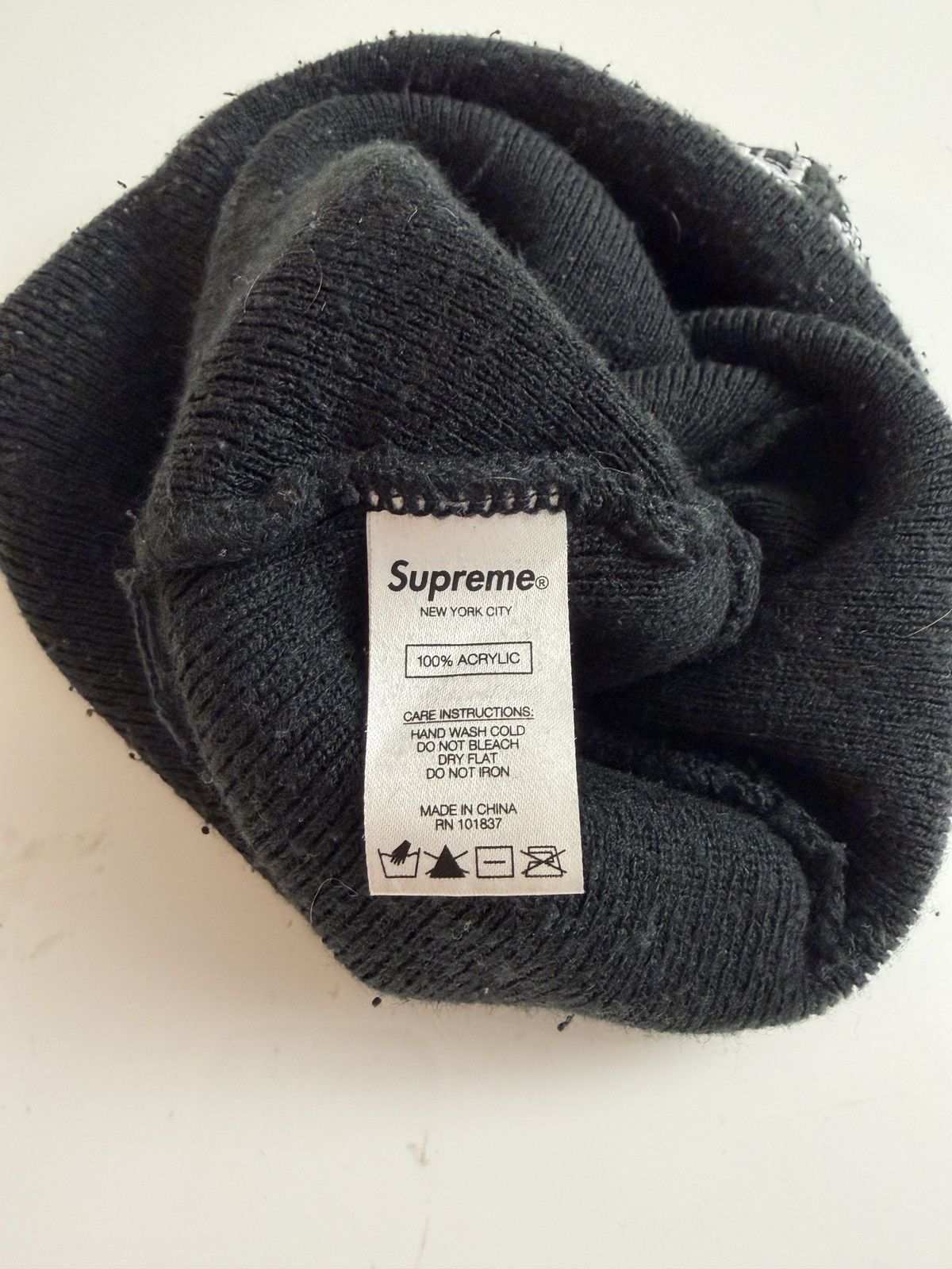 Supreme Supreme Gothic Letter Rhinestone Beanie Size ONE SIZE - 2 Thumbnail
