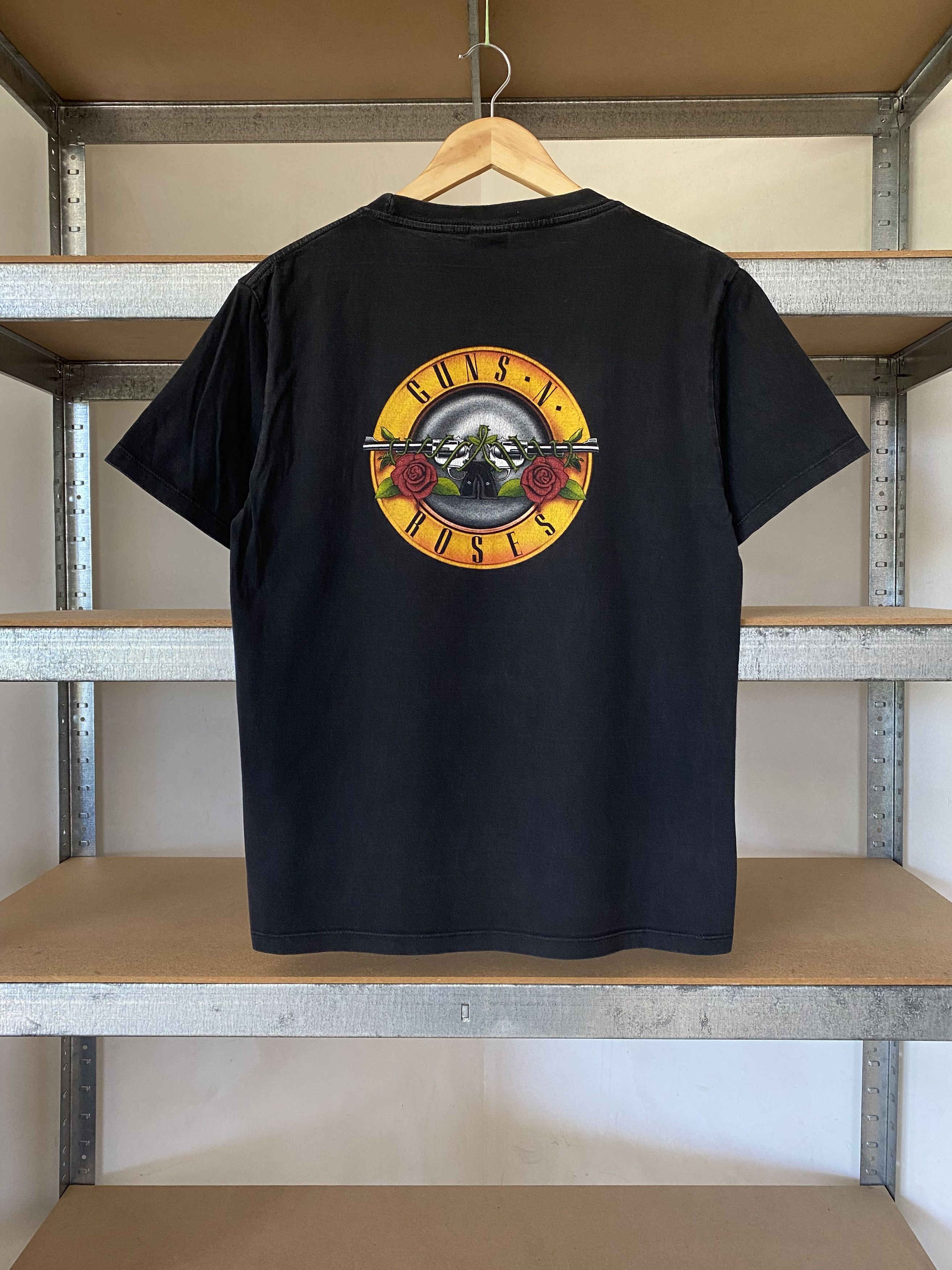 Band Tees Vintage 2000s Guns N Roses Rock Band Graphic T-shirt Size US M / EU 48-50 / 2 - 2 Thumbnail