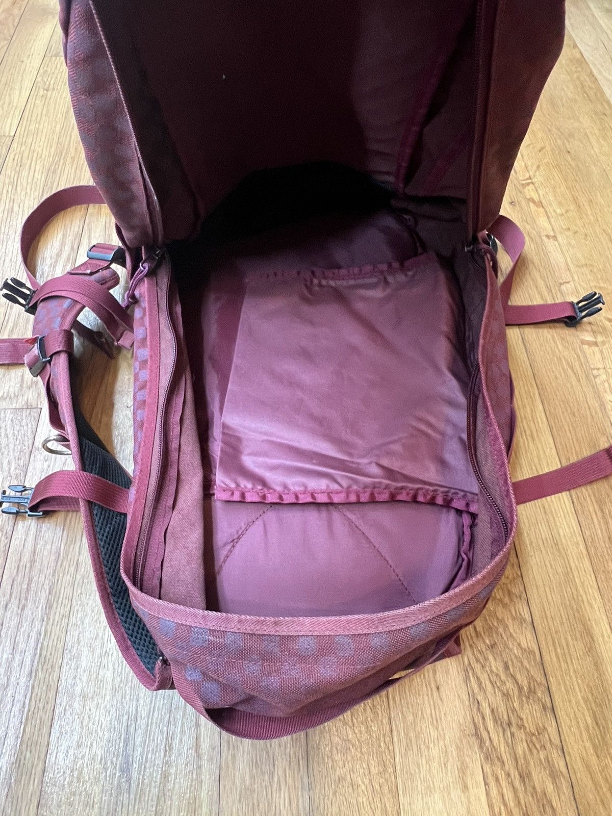 Supreme Supreme Burgundy Damier Checkered Rare Cordura Backpack FW11 Size ONE SIZE - 3 Thumbnail