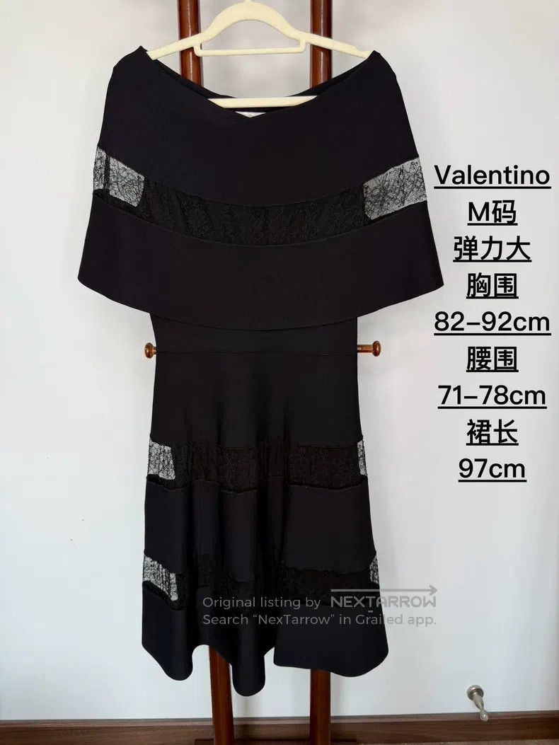 Valentino Valentino dress Size M / US 6-8 / IT 42-44 - 4 Thumbnail