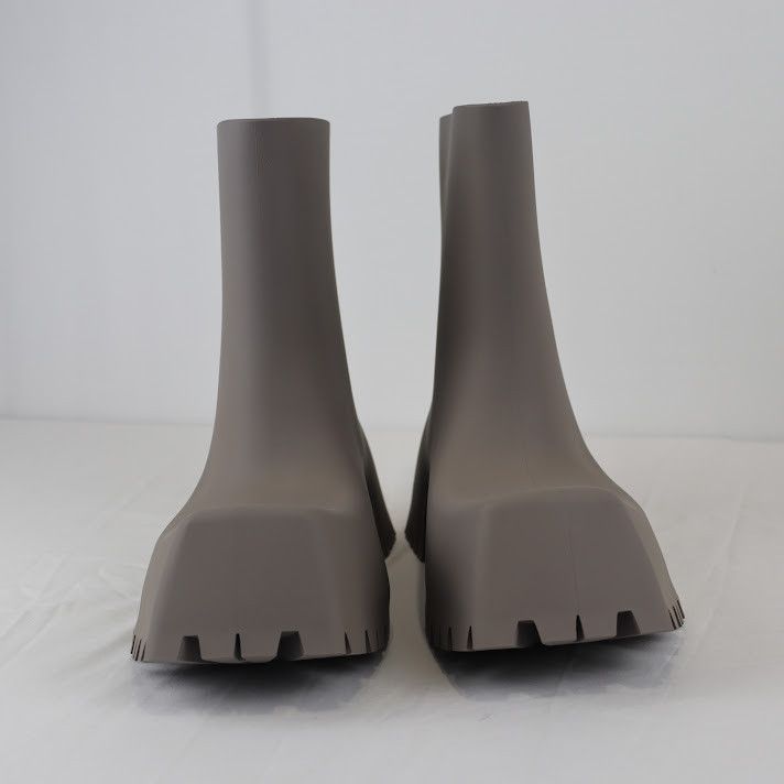 Balenciaga o1rshd1 Q:2 / Trooper Boots in Medium Grey Size US 8 / EU 41 - 9 Thumbnail