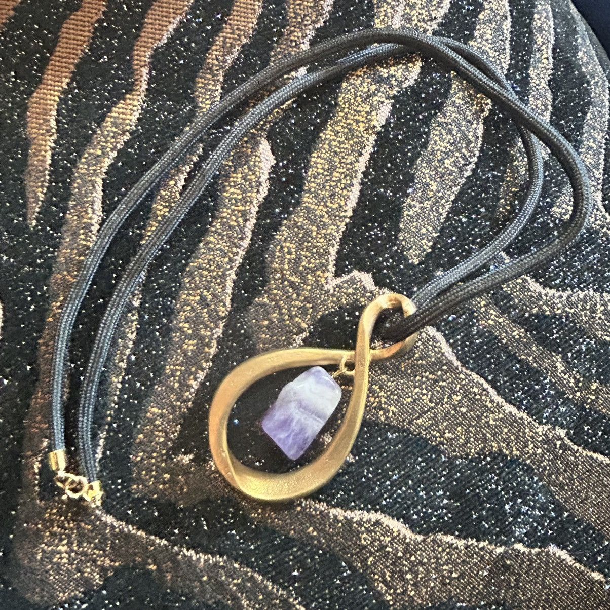 Vintage Vintage boho style amethyst stone pendant on cord necklace Size ONE SIZE - 5 Thumbnail