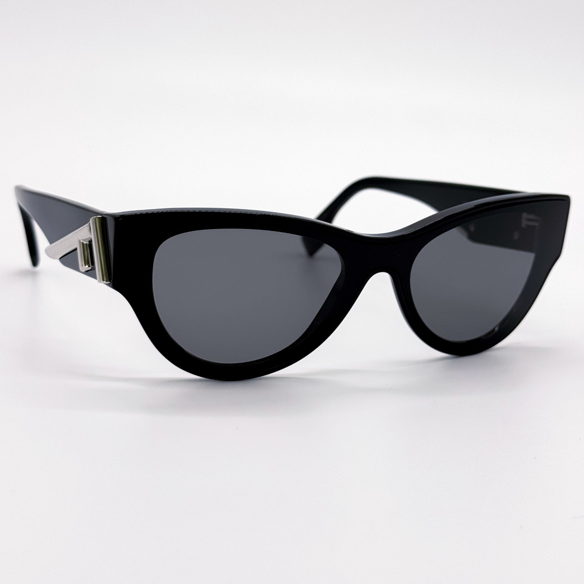 Fendi NEW FENDI SUNGLASSES FE40135I 01A BLACK WOMEN EYEWEAR Size ONE SIZE - 5 Thumbnail