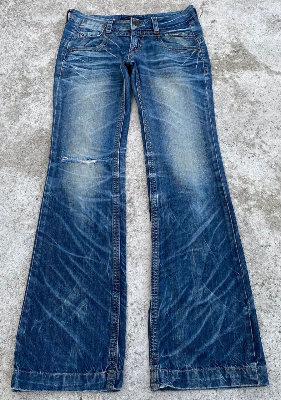 Japanese Brand Vintage Lolita Jeans Flare Distressed Denim Size 32" / US 10 / IT 46 - 1 Thumbnail