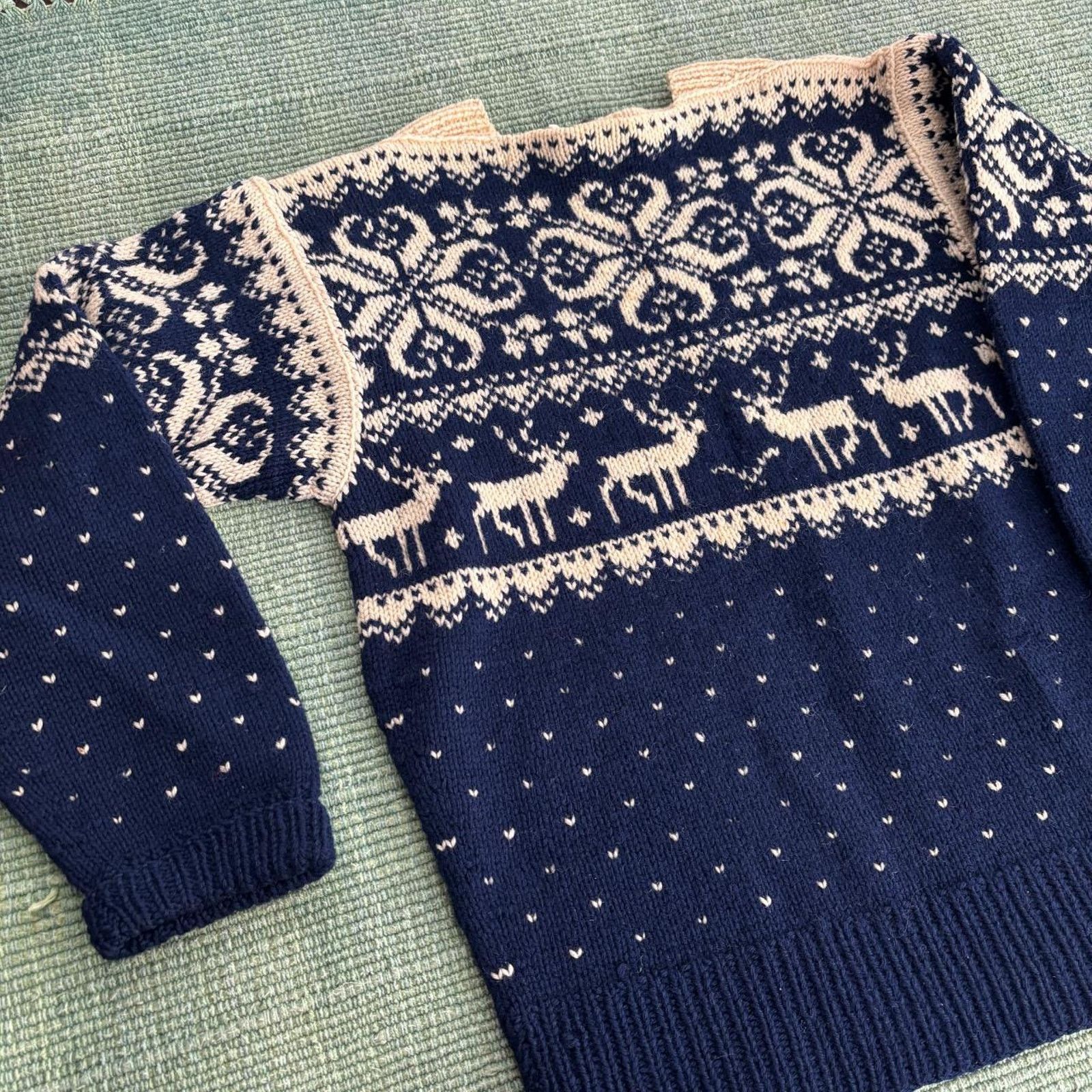 Vintage 1940s 50s vintage norwegian wool knit reindeer sweater Size M / US 6-8 / IT 42-44 - 6 Thumbnail