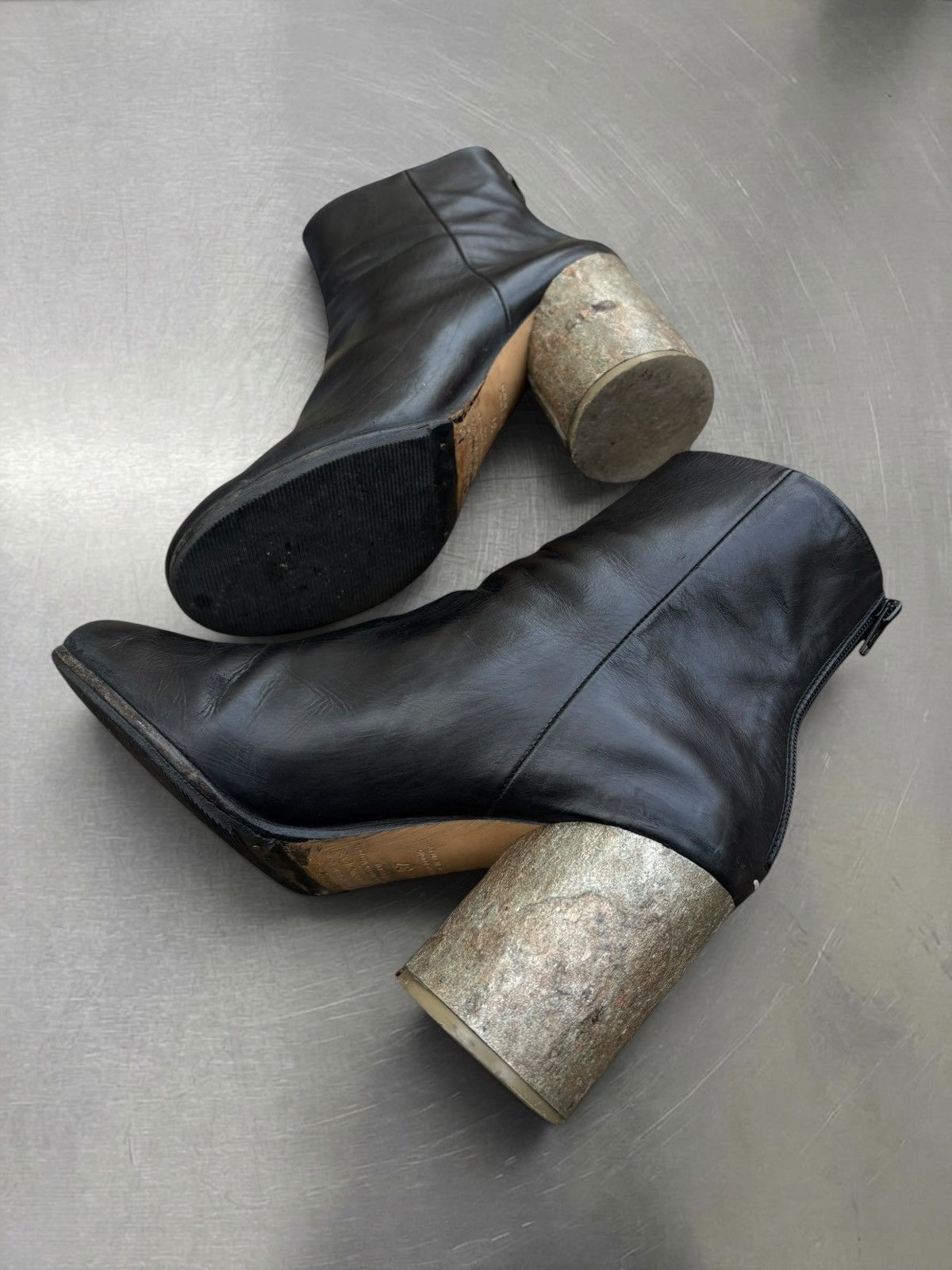 Maison Margiela Maison Margiela Leather Boots Black Textured Heel Size 37 Size US 7 / IT 37 - 2 Thumbnail