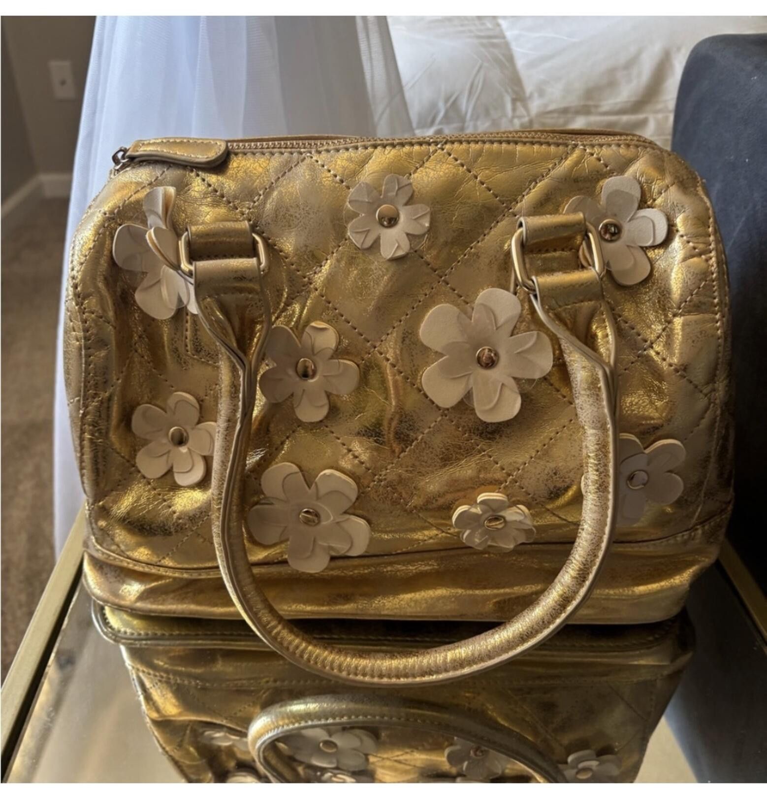 Other Charming Charlie barrel bag Size ONE SIZE - 1 Thumbnail