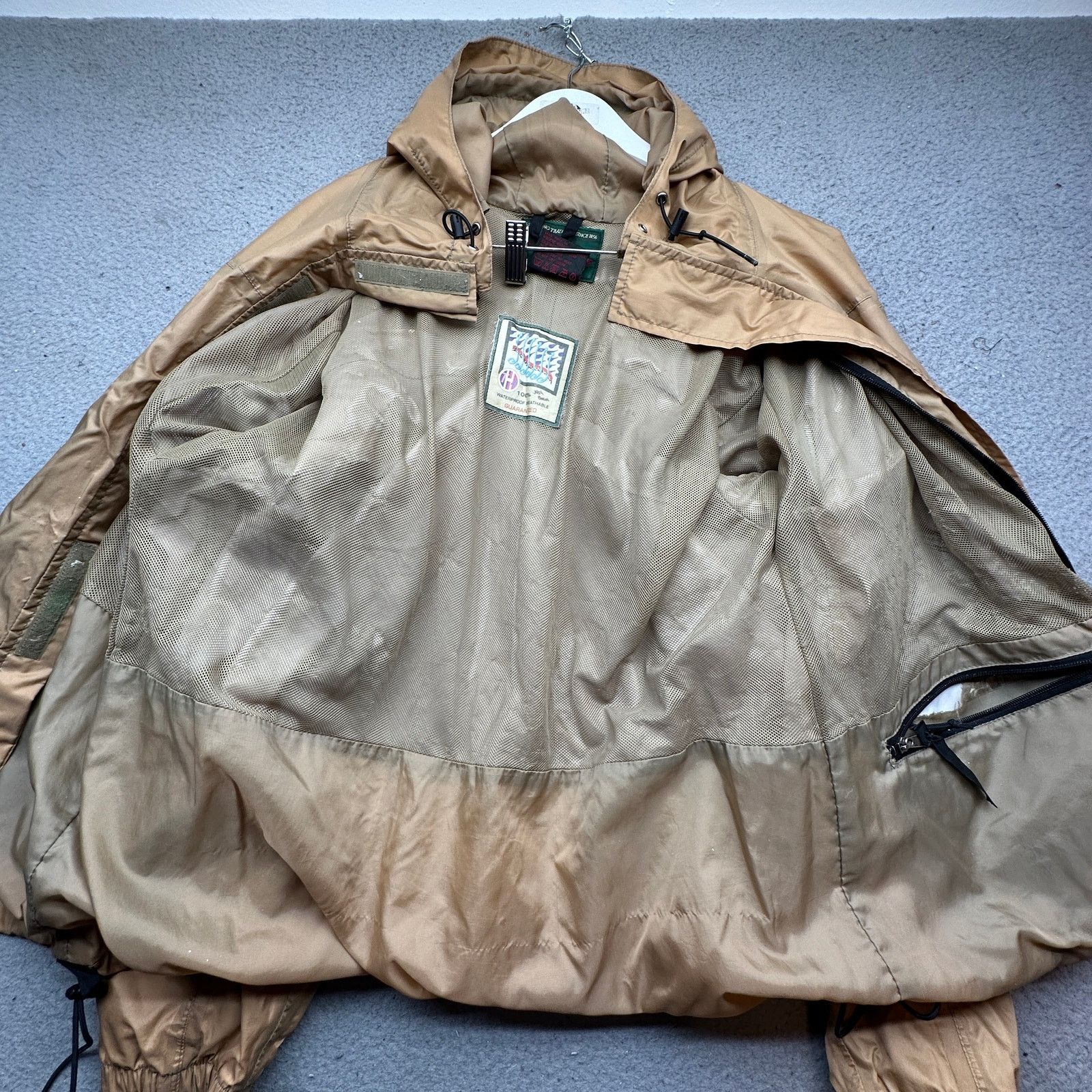 Orvis VTG Orvis Mesh Lined Windbreaker Jacket Mens Large Brown Size US L / EU 52-54 / 3 - 19 Thumbnail