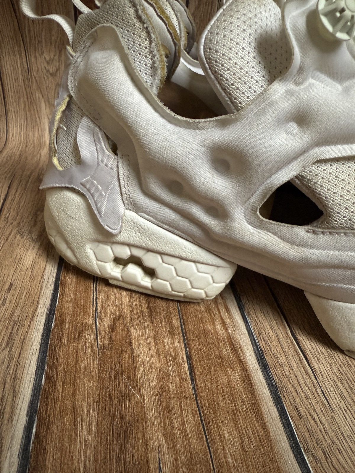 Maison Margiela × Reebok (memory of white) instapump fury sneaker Size US 10 / EU 43 - 9 Thumbnail