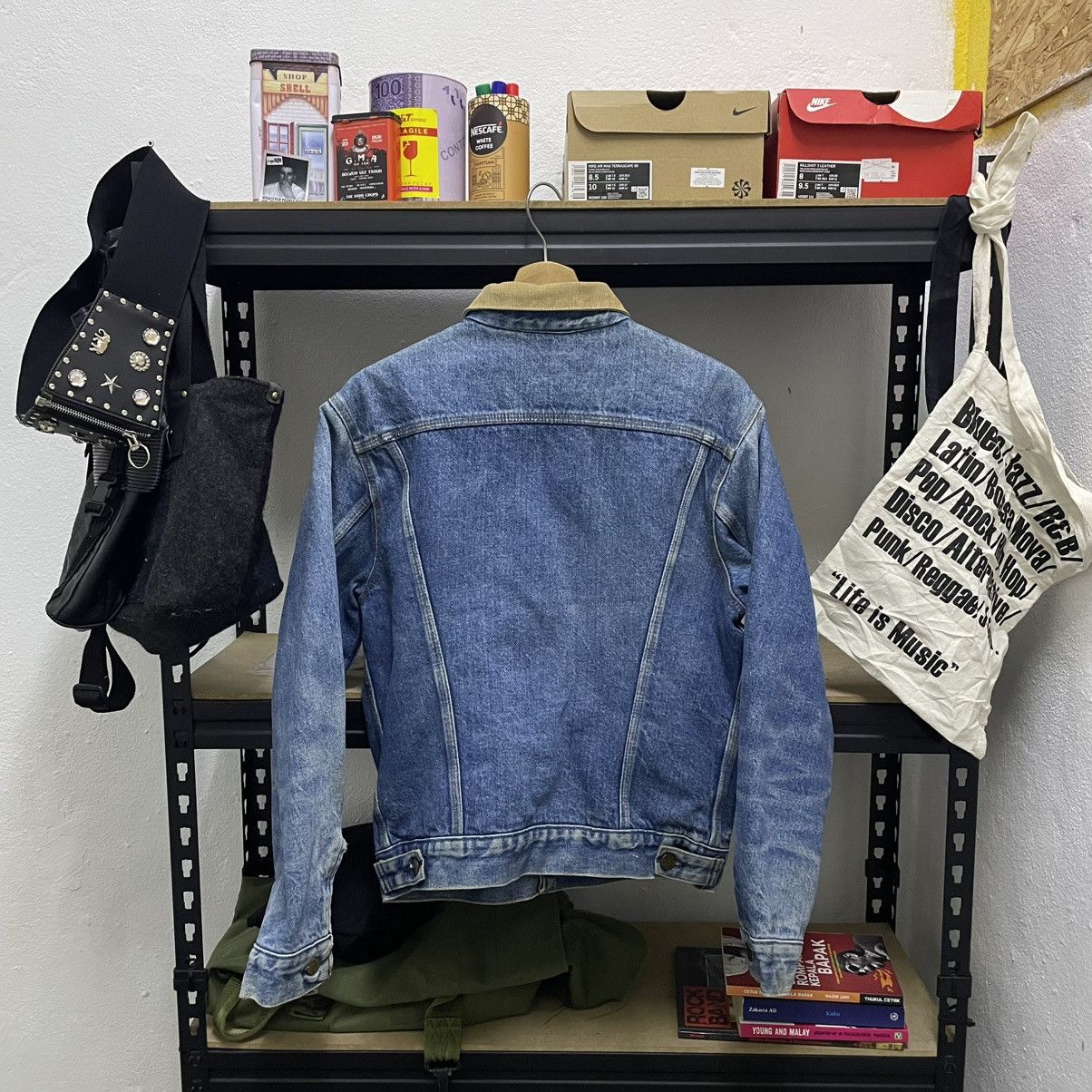 Carhartt 🇯🇵 VINTAGE CARHARTT LINED BLANKET DENIM TRUCKER JACKET Size US S / EU 44-46 / 1 - 2 Thumbnail