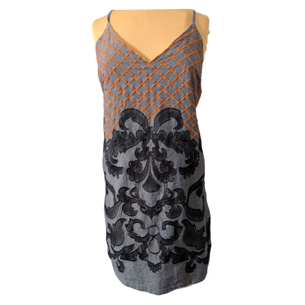 Vintage francesca's Alya Embroidered Chambray Shift Dress Women's L Sundress Sleeveless Navy Coral Embroidered Knee Length Size L / US 10 / IT 46 - 2 Thumbnail