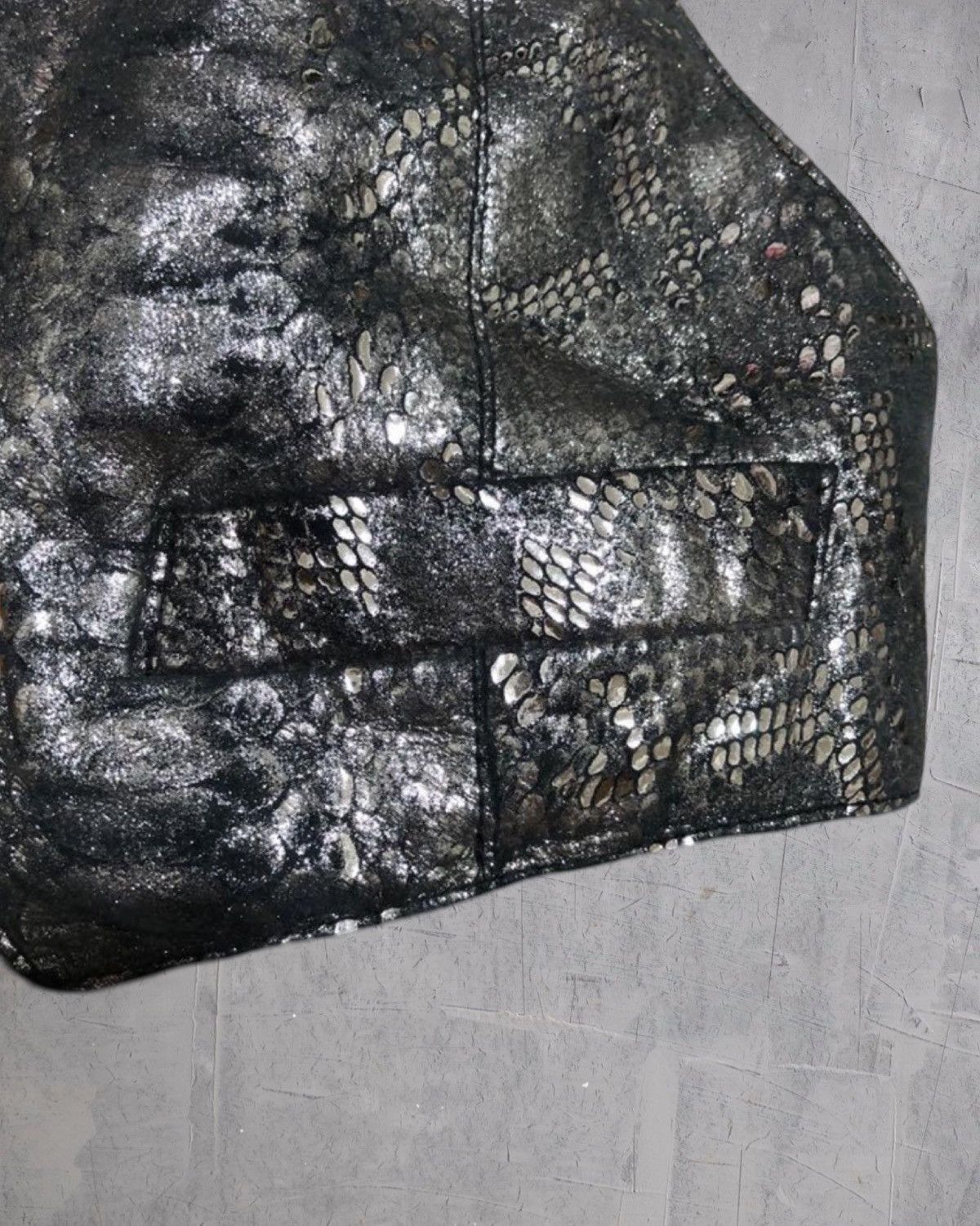 If Six Was Nine × Japanese Brand × Le Grande Bleu (L.G.B.) L.G.B reversible snake skin vest Size US S / EU 44-46 / 1 - 5 Thumbnail