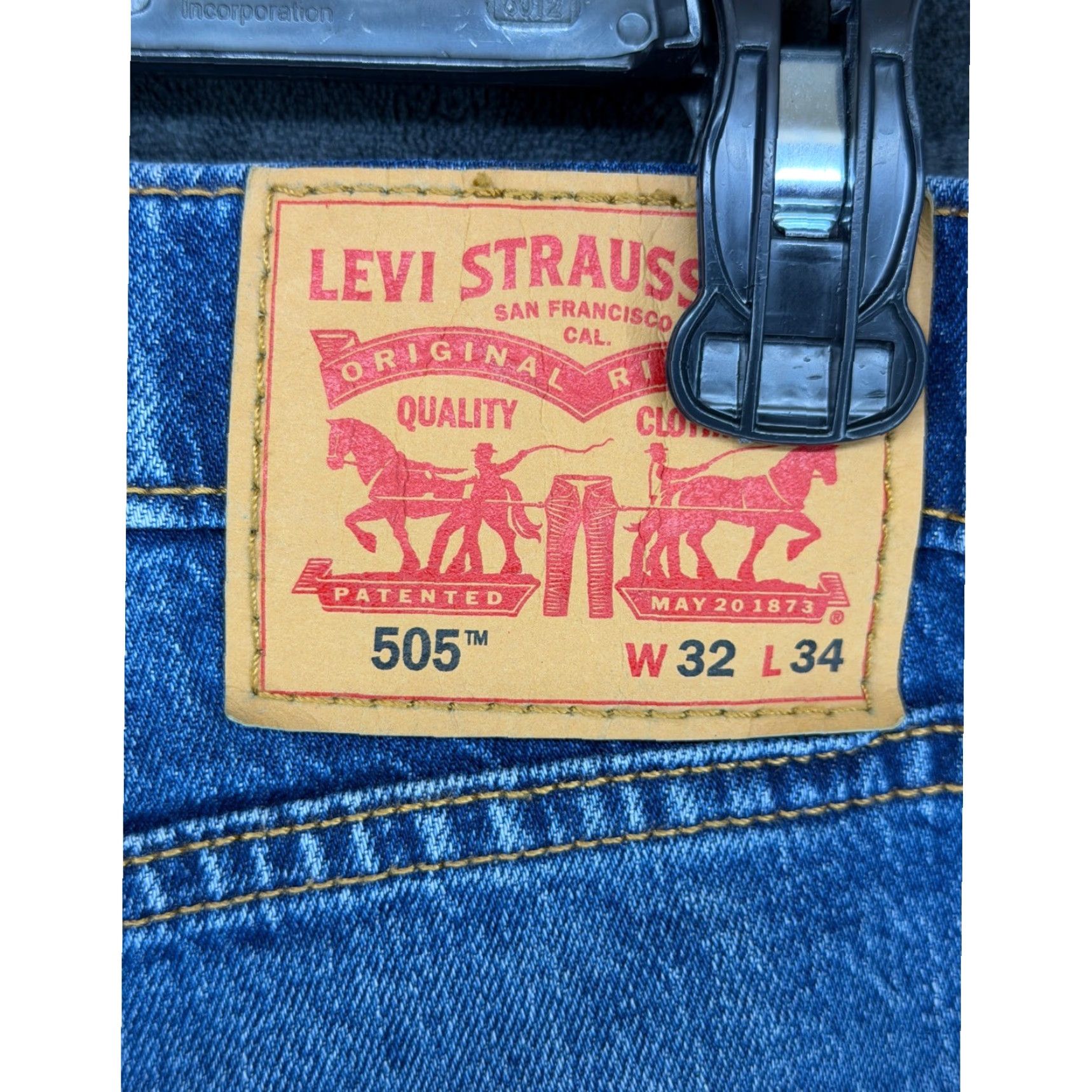 Levi's Levi's 505 Regular Fit Stretch Jeans 32x34 Medium Wash Blue 00505-3171 NEW Size US 32 / EU 48 - 4 Thumbnail