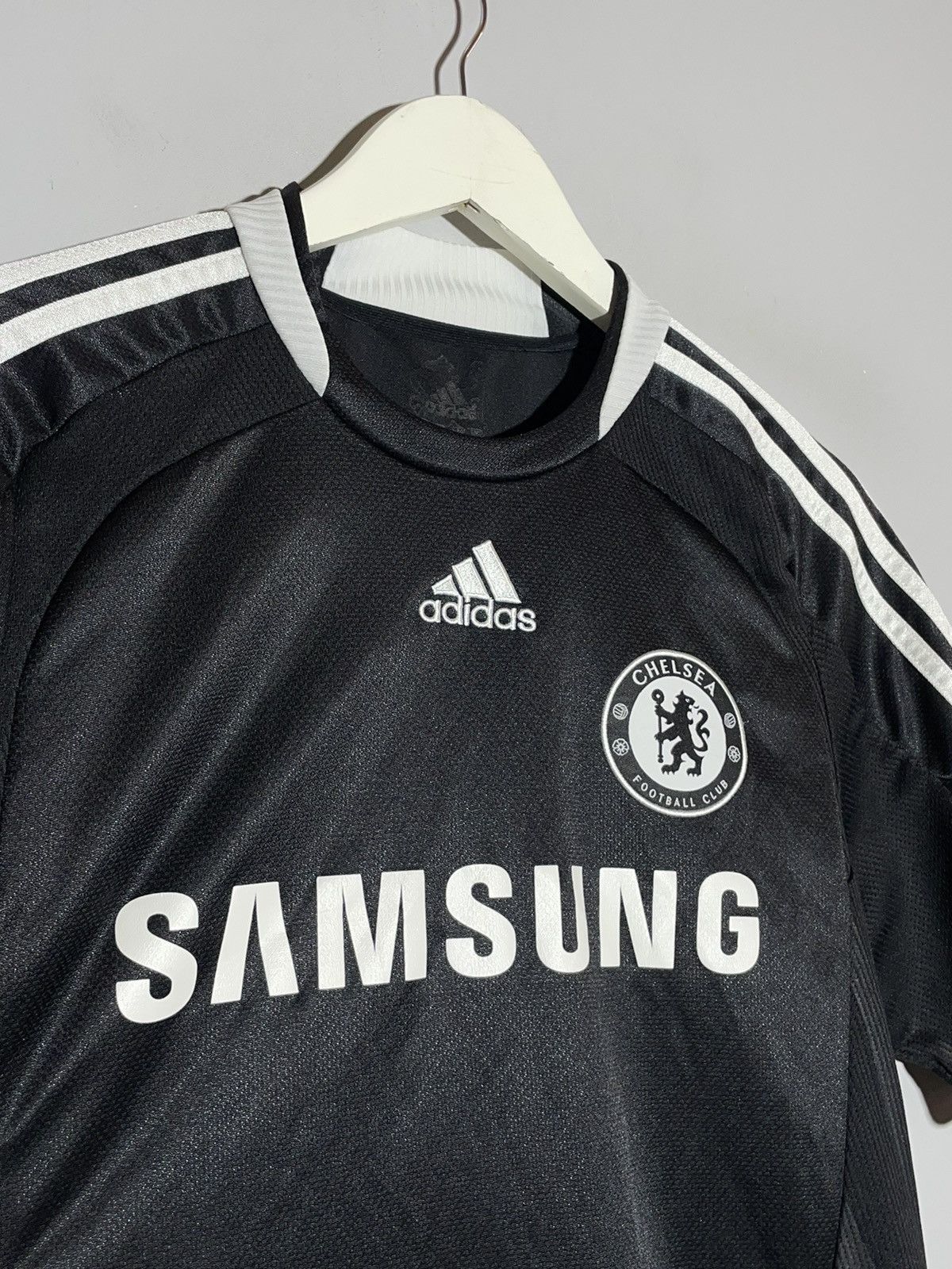 Adidas × Chelsea Soccer Chelsea FC Adidas 2008/09 Away Y2k Football Shirt Size US M / EU 48-50 / 2 - 3 Thumbnail