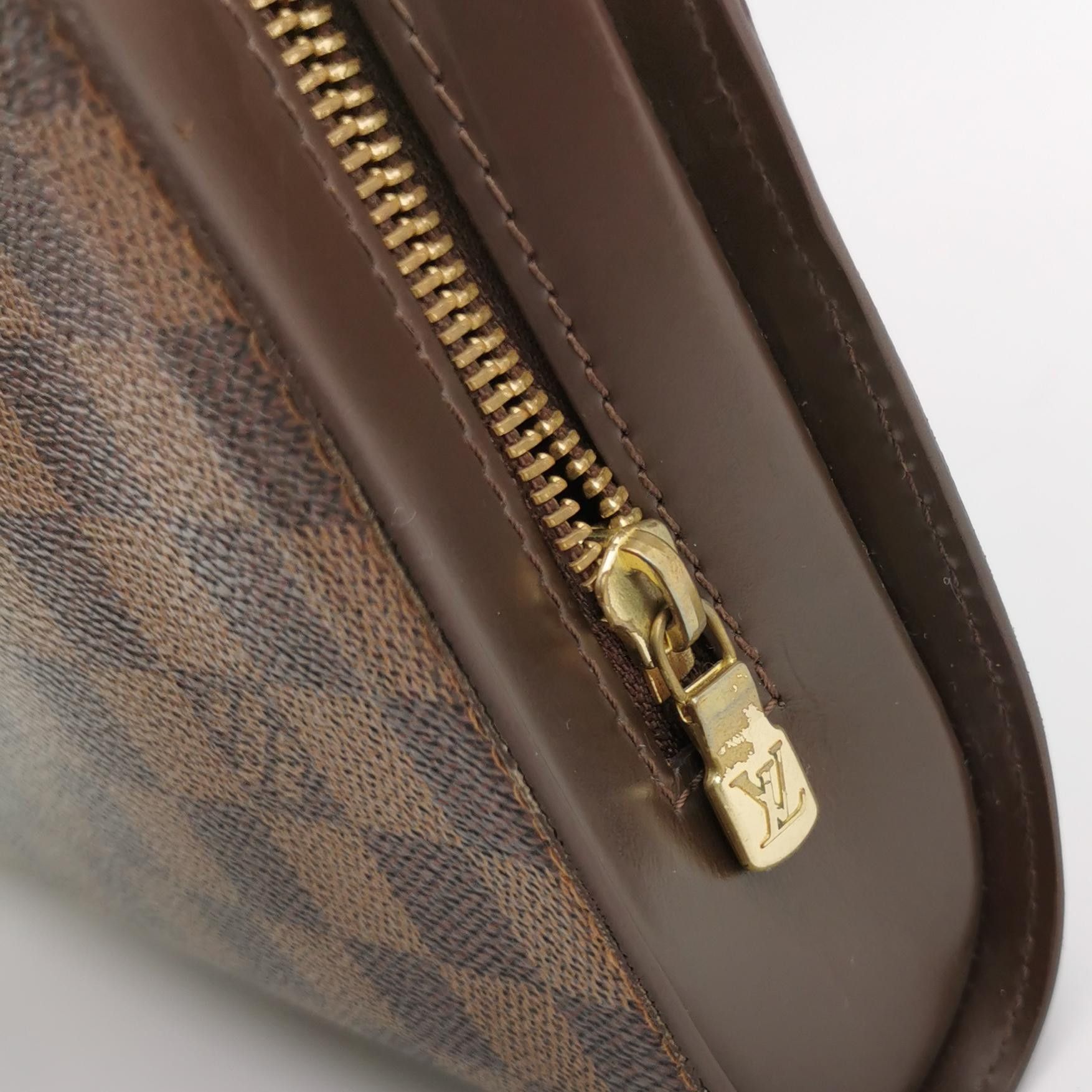 Louis Vuitton Louis Vuitton (LV) Cowhide Checkerboard Zipper Clutch -y250 Size ONE SIZE - 4 Thumbnail